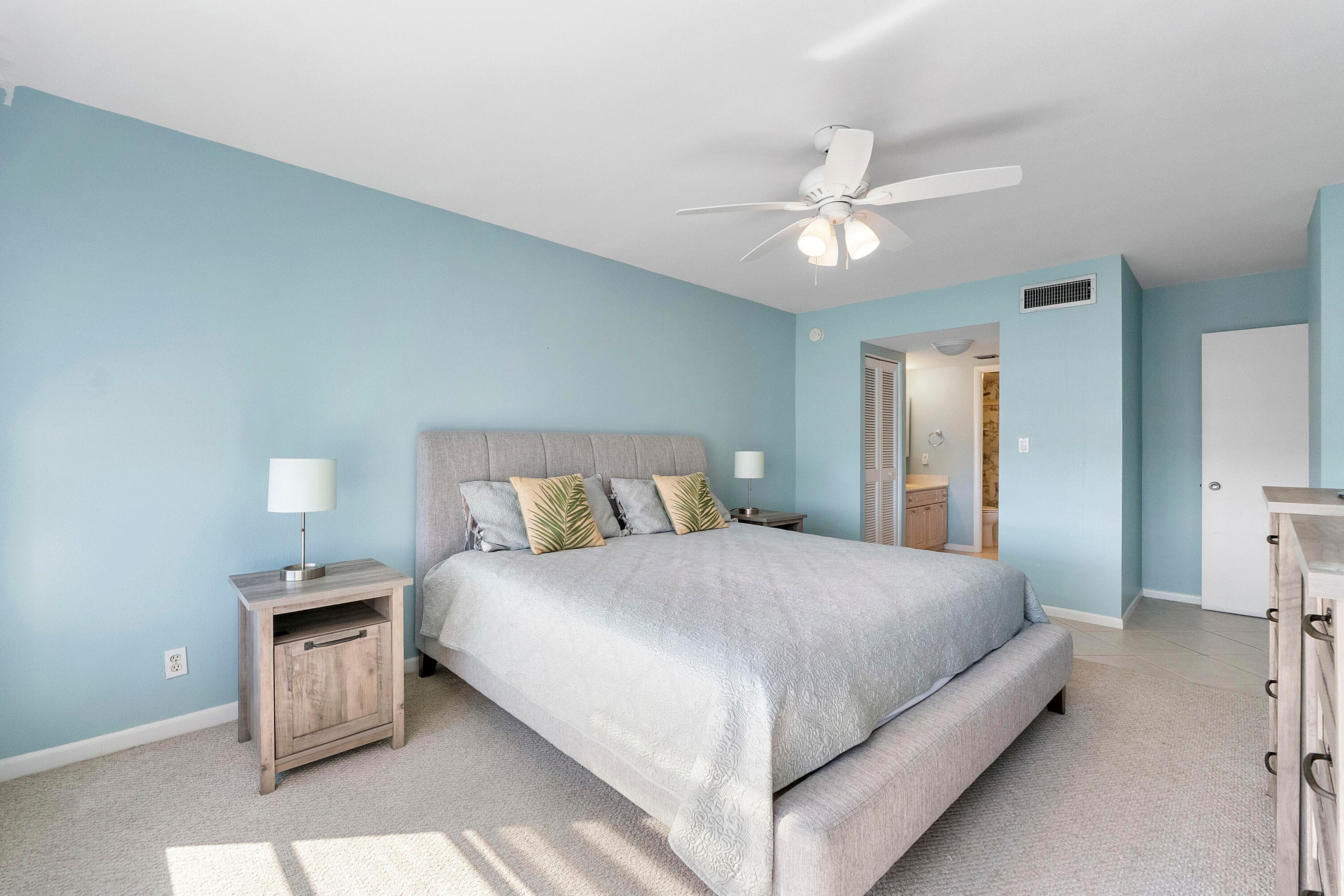 10777 W Sample Road 918, Coral Springs, FL 33065 — photo 24 of 29