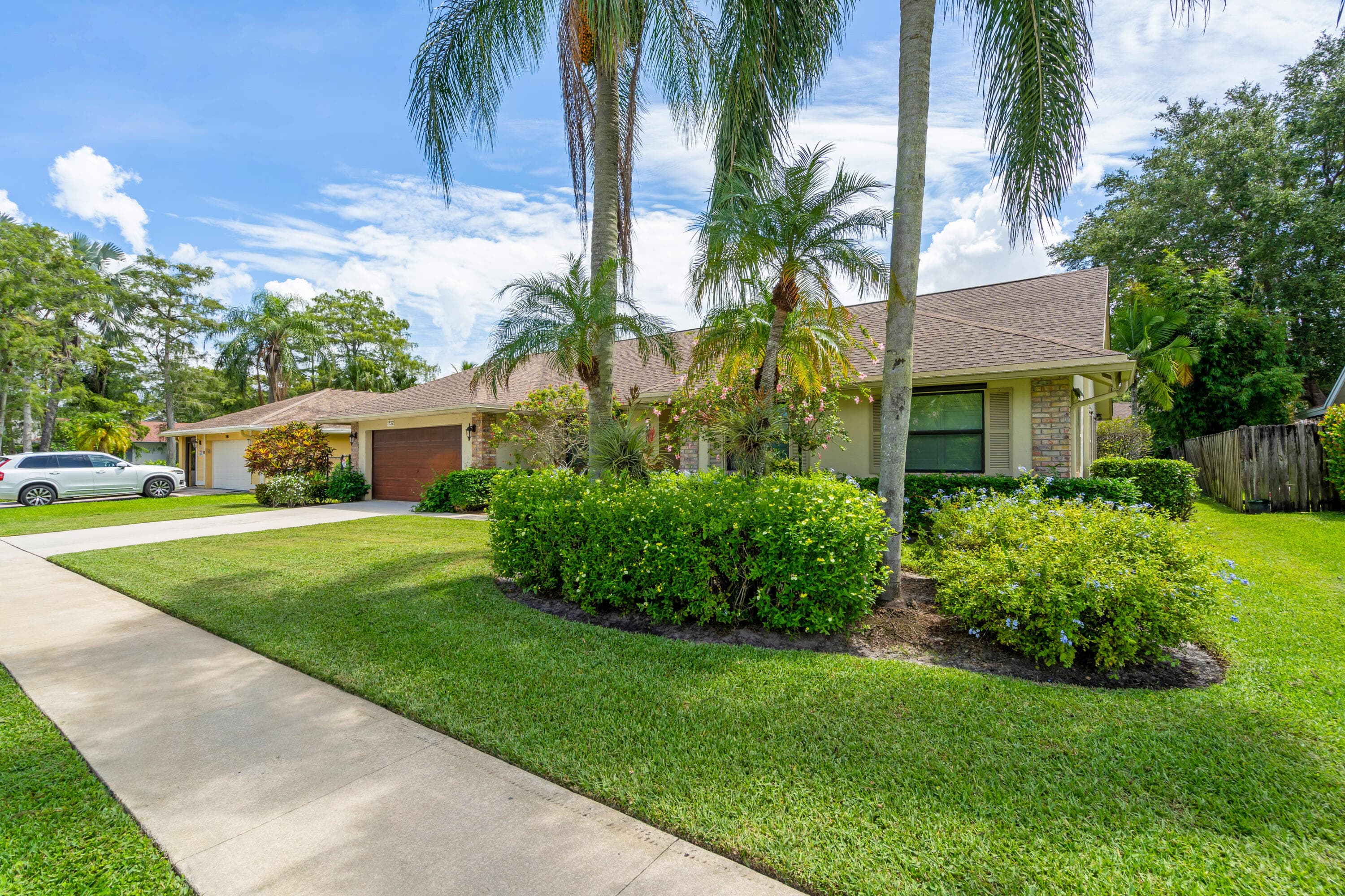 1532 Primrose Lane, Wellington, FL 33414 — photo 3 of 38