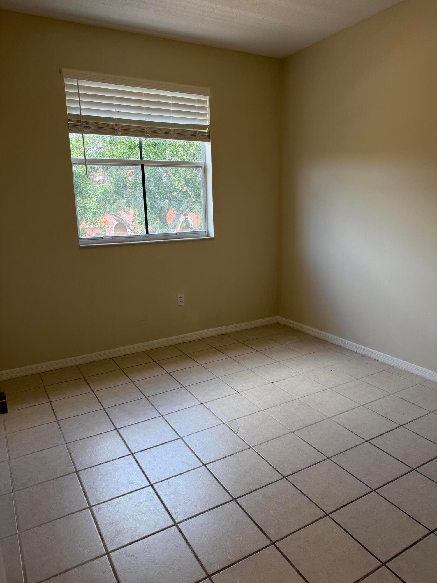 765 SW 107th Avenue 2303, Pembroke Pines, FL 33025 — photo 10 of 18