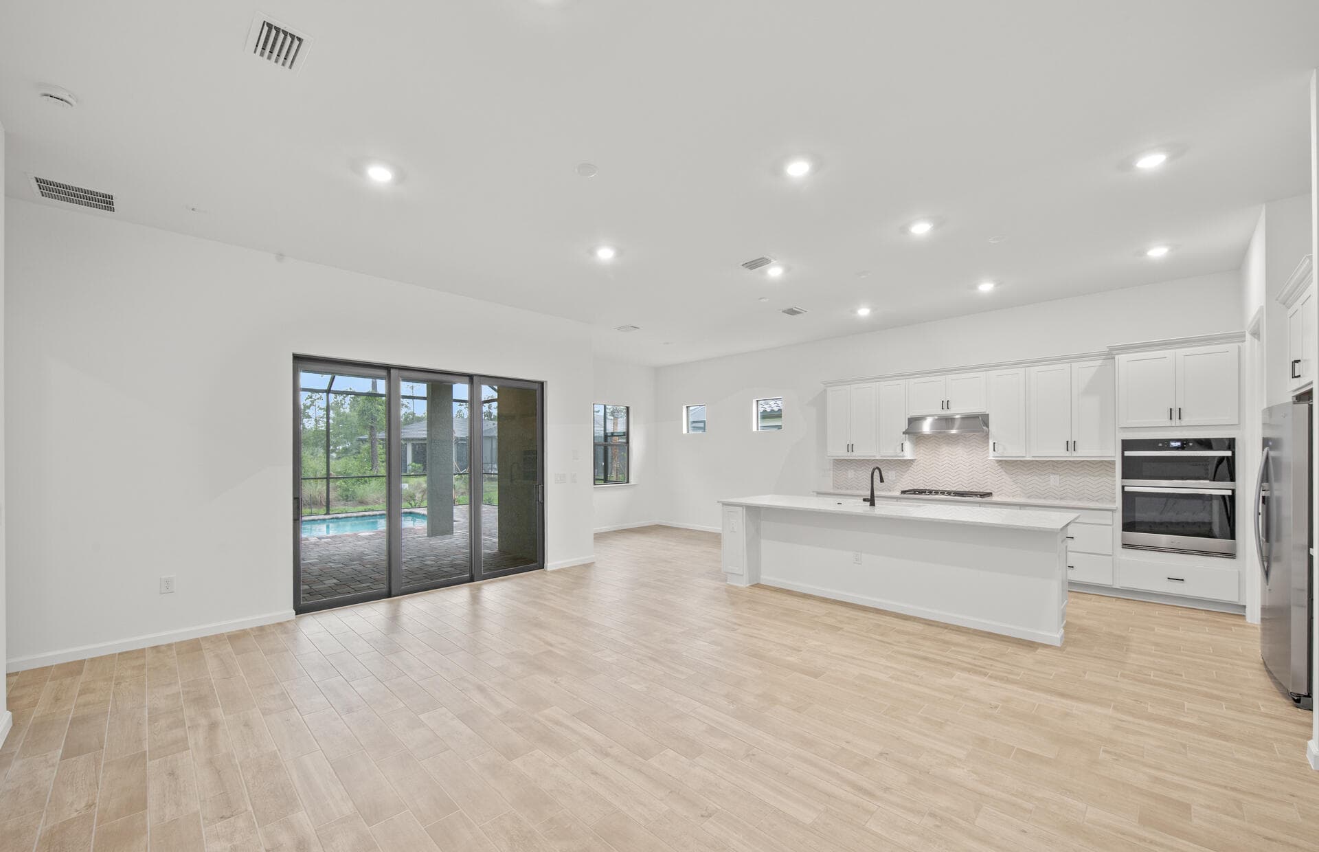 2107 Freemont Drive, Naples, FL 34120 — photo 16 of 46
