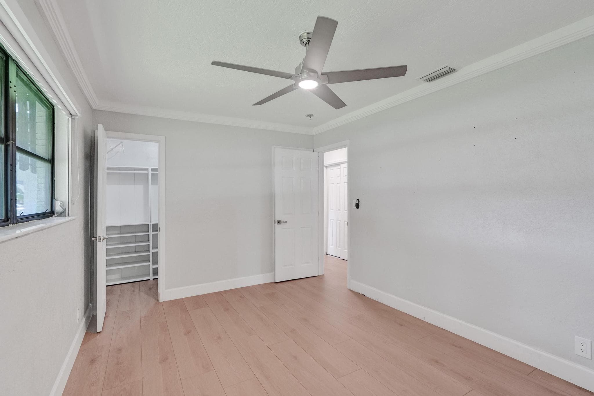 1054 Wyoming Avenue, Fort Lauderdale, FL 33312 — photo 26 of 37
