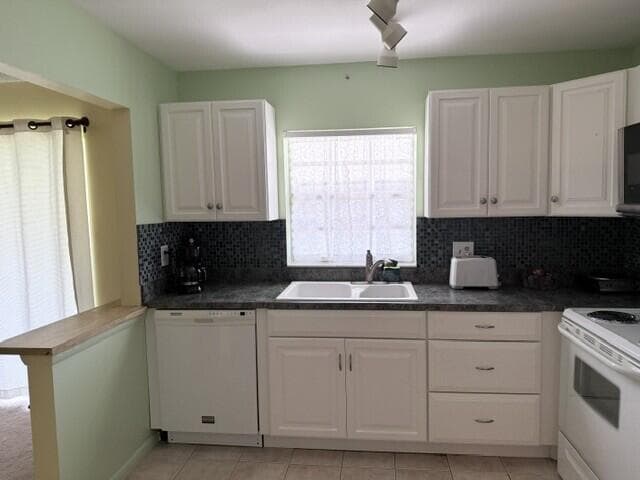 1216 S S Lakes End Drive Apt D, Fort Pierce, FL 34982 — photo 8 of 20