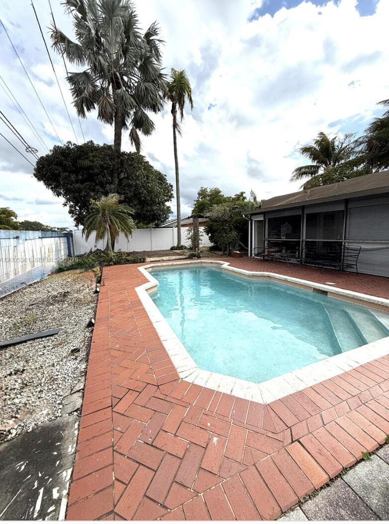 1020 SW 81st Terrace, North Lauderdale, FL 33068 — photo 5 of 22