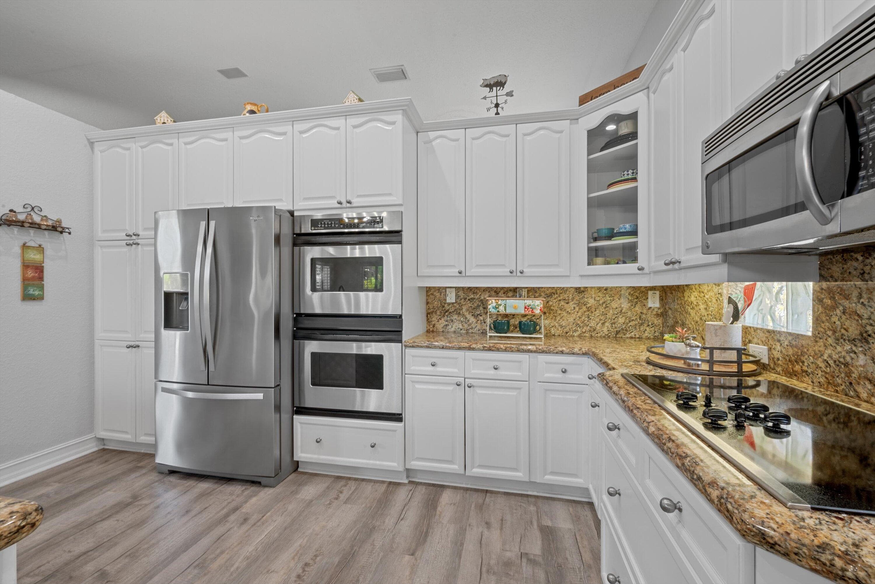5649 Oakmont Village Circle, Lake Worth, FL 33463 — photo 10 of 43