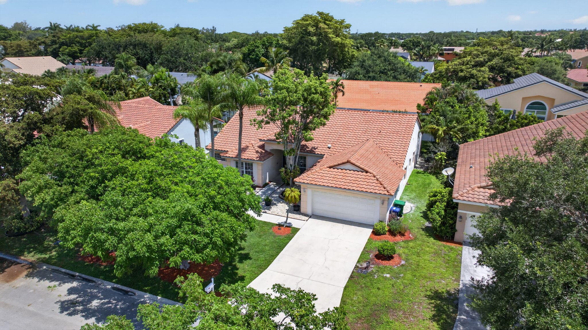 9175 NW 41st Manor, Coral Springs, FL 33065 — photo 2 of 39