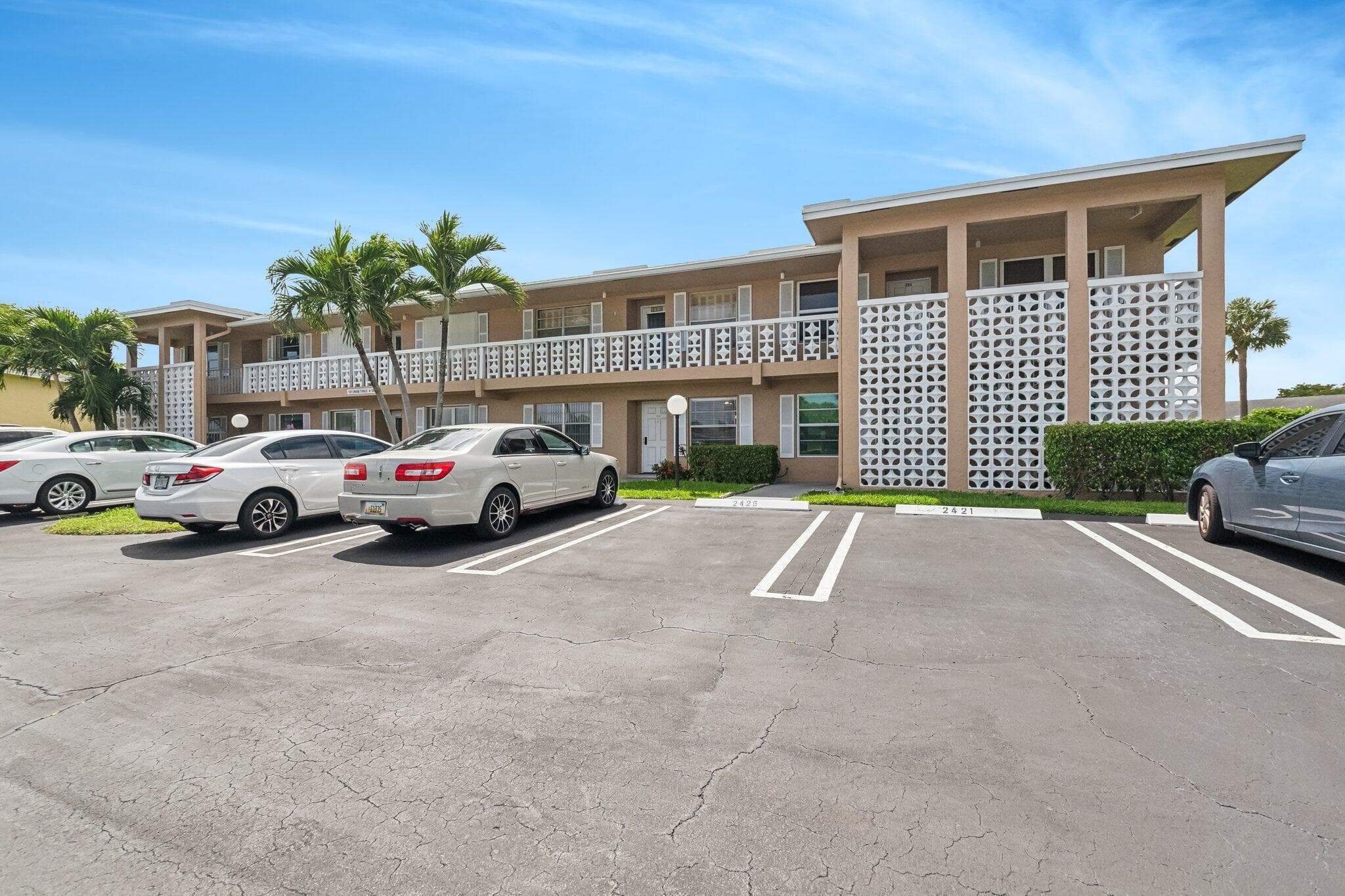 1051 Orange Terrace 103, Delray Beach, FL 33445 — photo 6 of 48