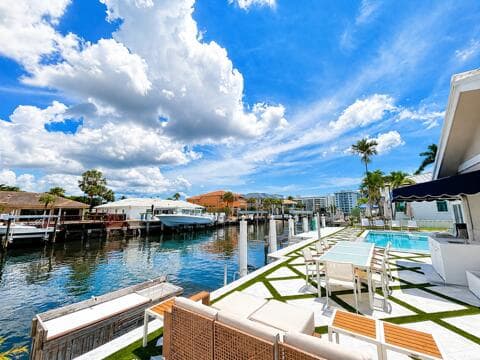 885 Nafa Drive, Boca Raton, FL 33487 — photo 3 of 40