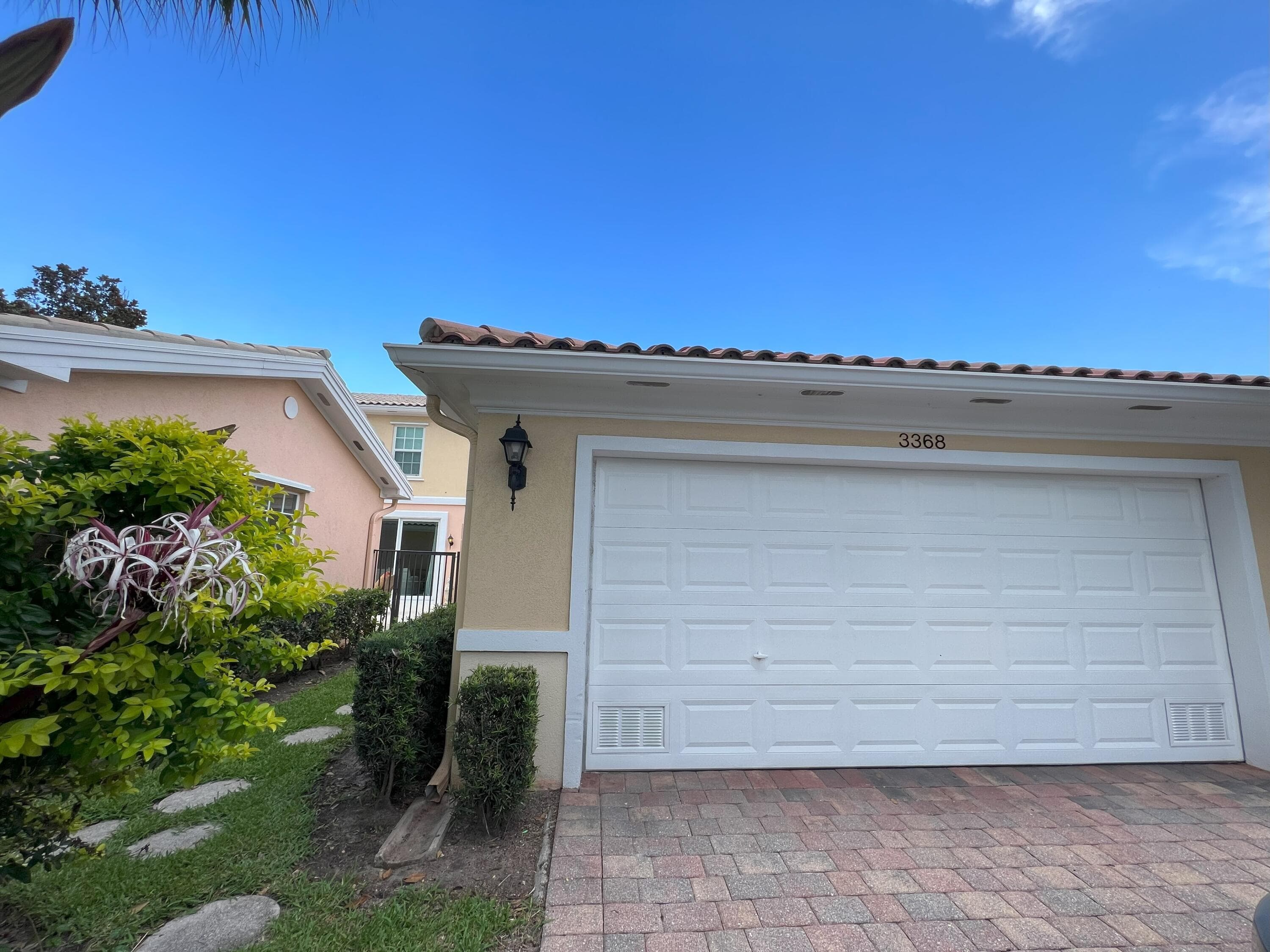 3368 Greenway Drive, Jupiter, FL 33458 — photo 5 of 32
