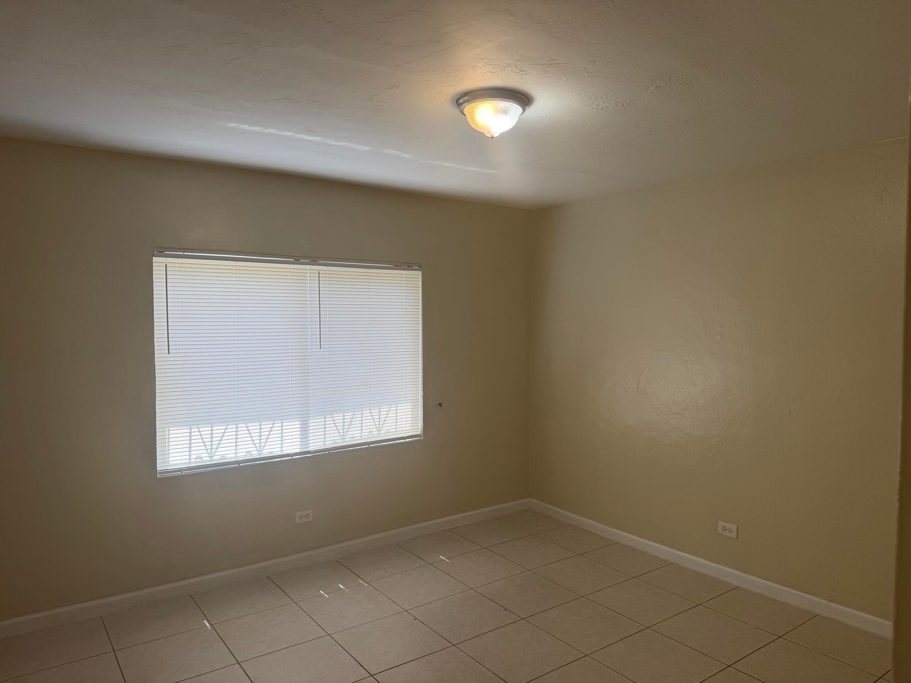 7803 NW 8th Avenue, Miami, FL 33150 — photo 18 of 23