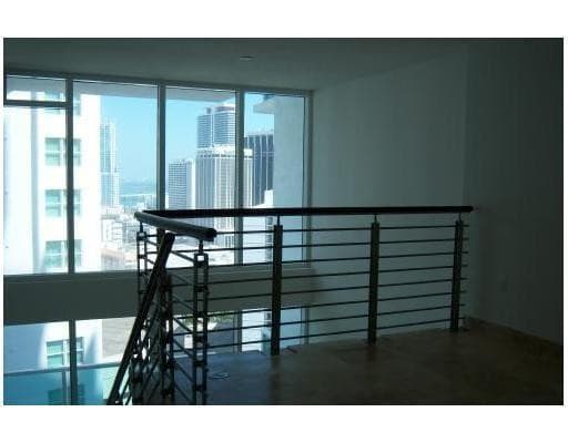 41 SE 5th Street 1615, Miami, FL 33131 — photo 5 of 14