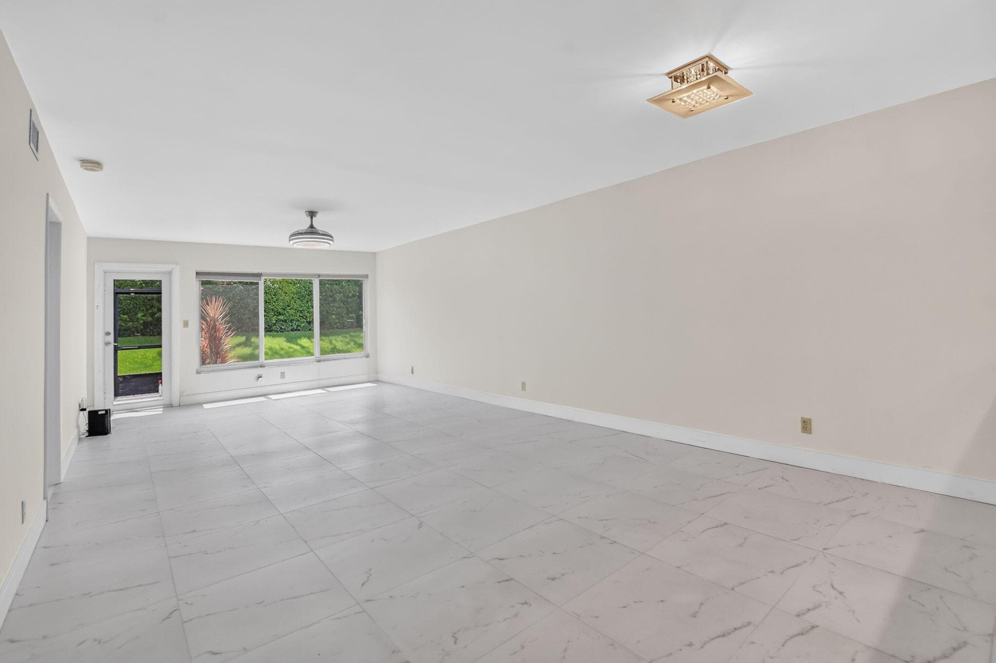 9095 Flynn Circle 6, Boca Raton, FL 33496 — photo 10 of 52