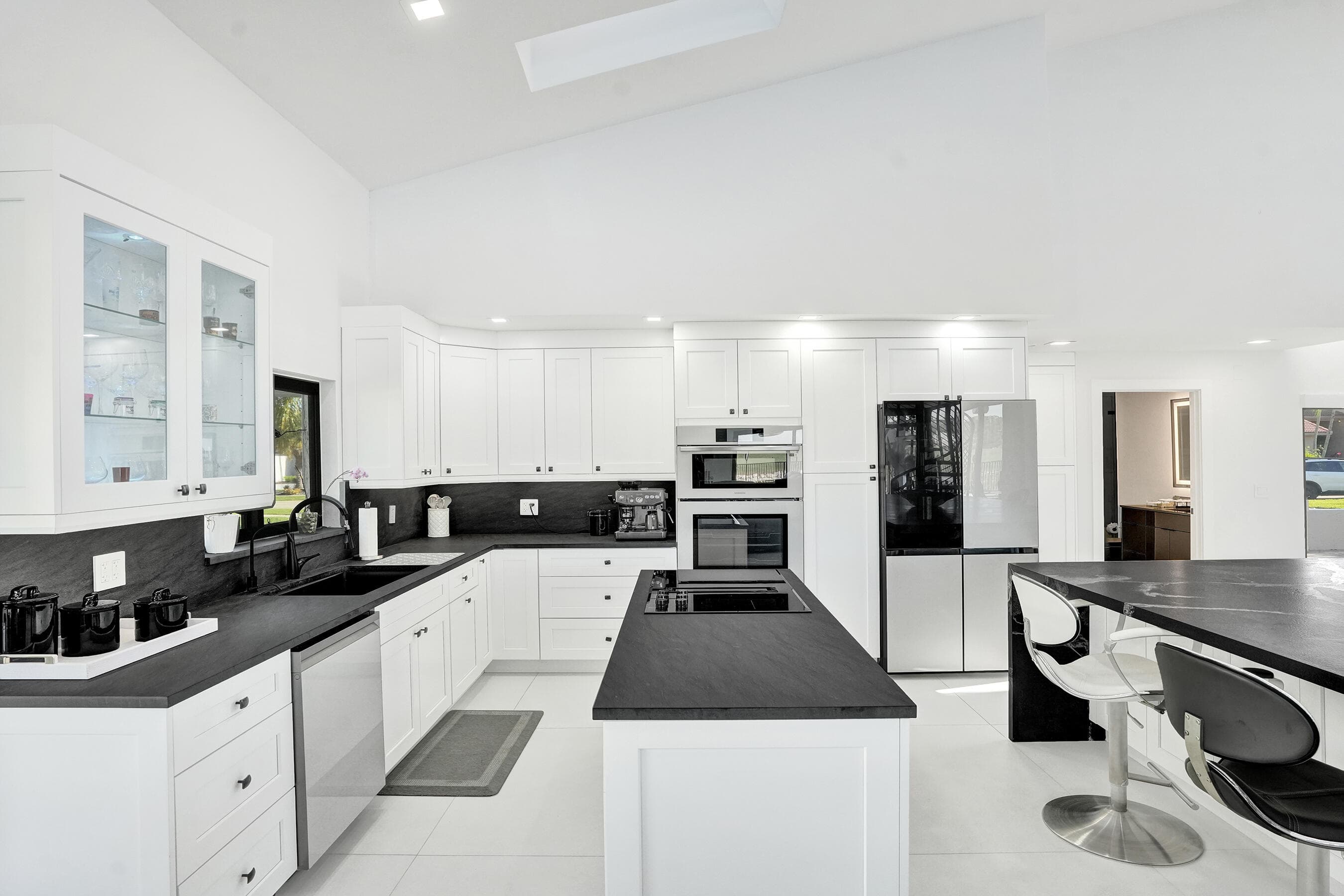 10818 River Glenn Drive, Boca Raton, FL 33428 — photo 14 of 71