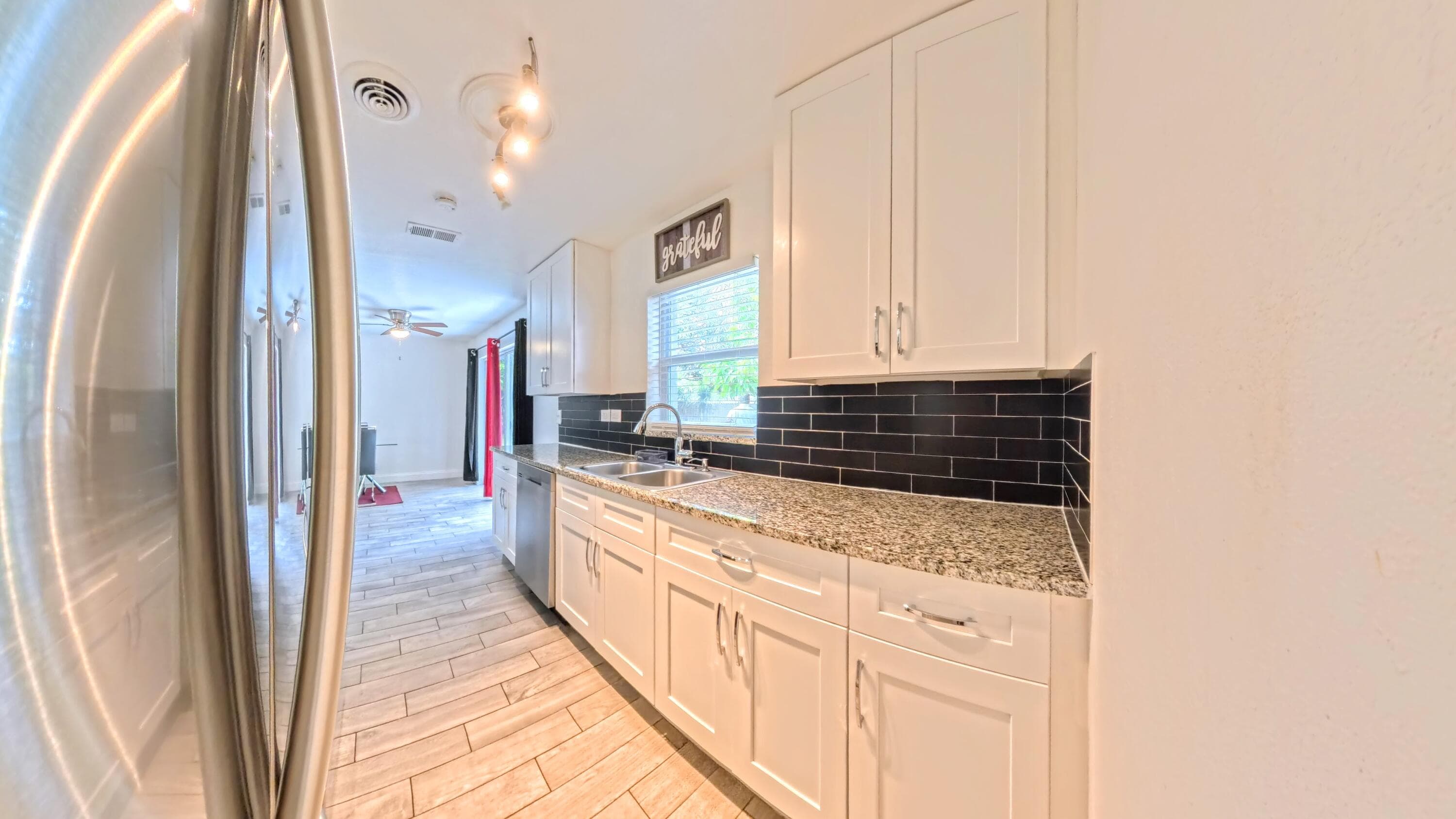 1719 15th Avenue N, Lake Worth Beach, FL 33460 — photo 13 of 43