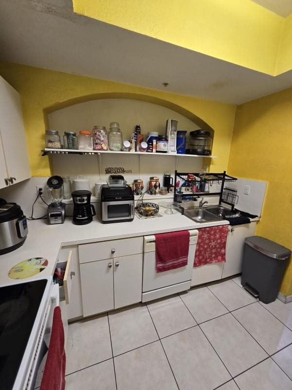8930 W Flagler Street 221, Miami, FL 33174 — photo 4 of 16