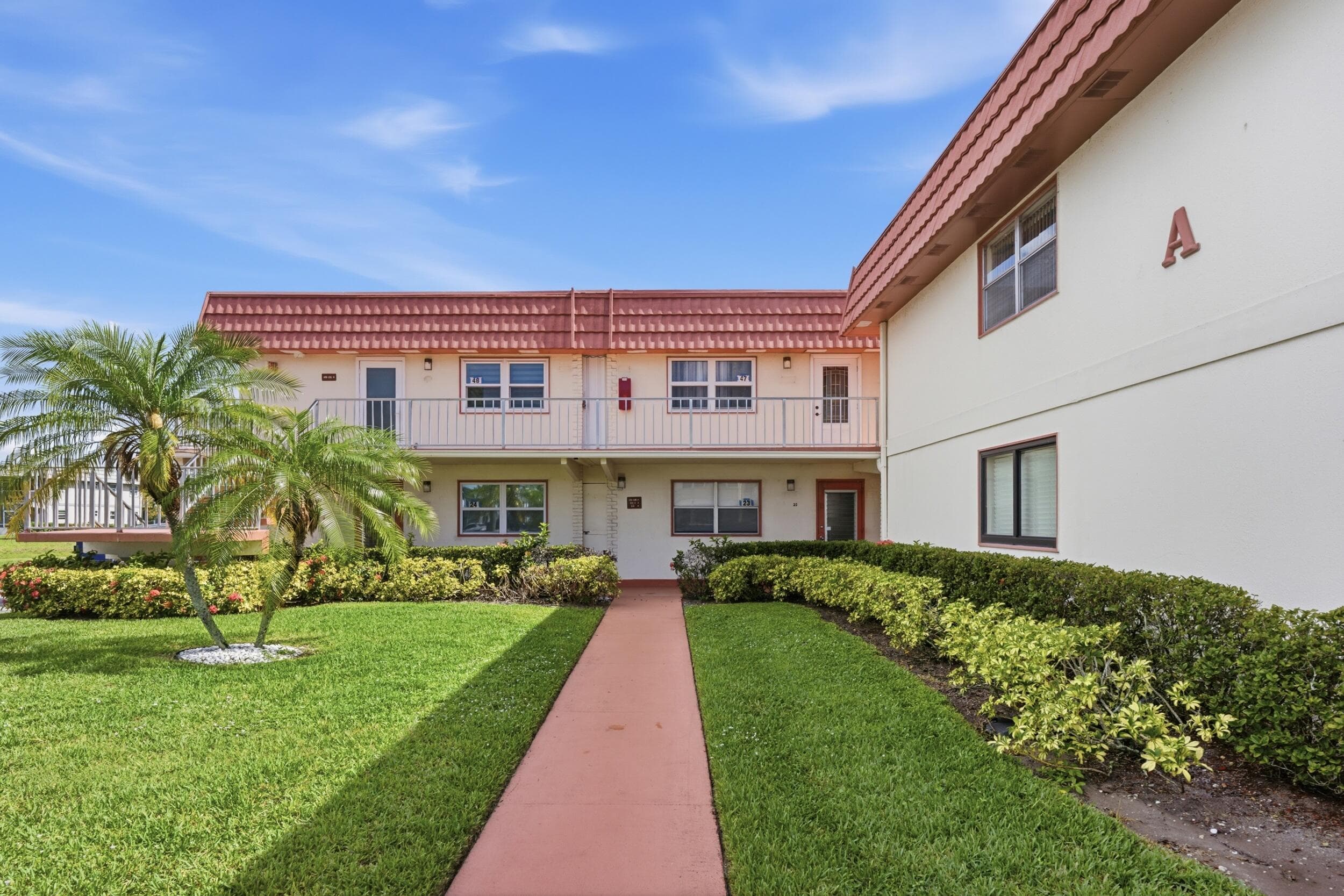 47 Saxony A, Delray Beach, FL 33446 — photo 3 of 62