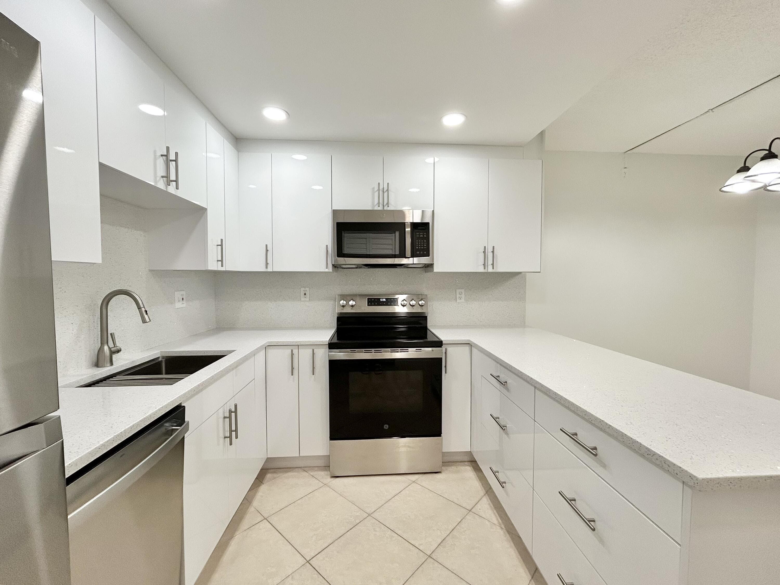 418 Pine Glen Lane C-1, Greenacres, FL 33463 — photo 4 of 57