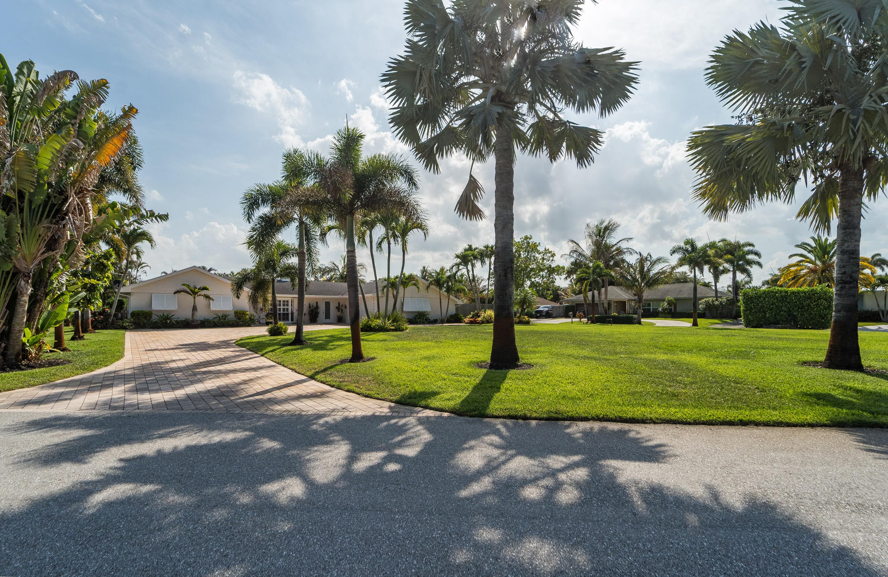 18 Saddleback Road, Tequesta, FL 33469 — photo 9 of 78