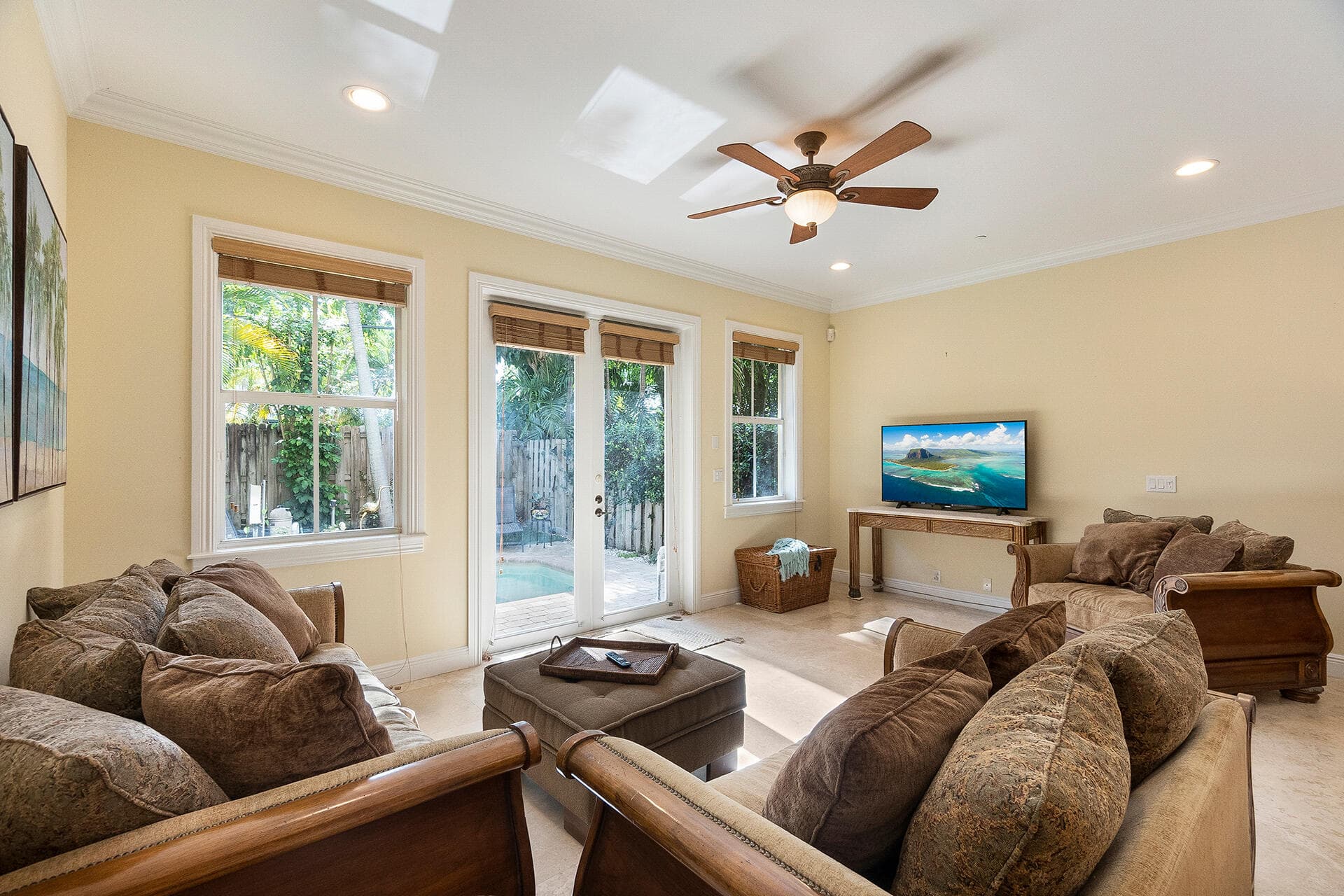 1421 NE 26th Avenue, Fort Lauderdale, FL 33304 — photo 11 of 31