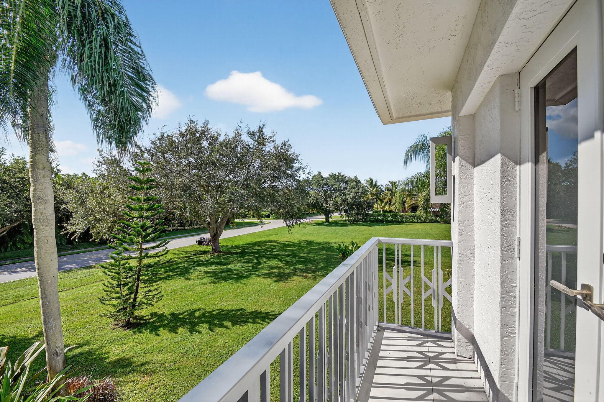 2900 Greenbriar Boulevard, Wellington, FL 33414 — photo 29 of 39