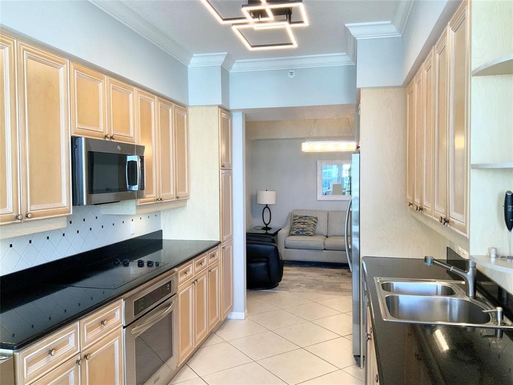 3100 N Ocean Boulevard 2305, Fort Lauderdale, FL 33308 — photo 9 of 14