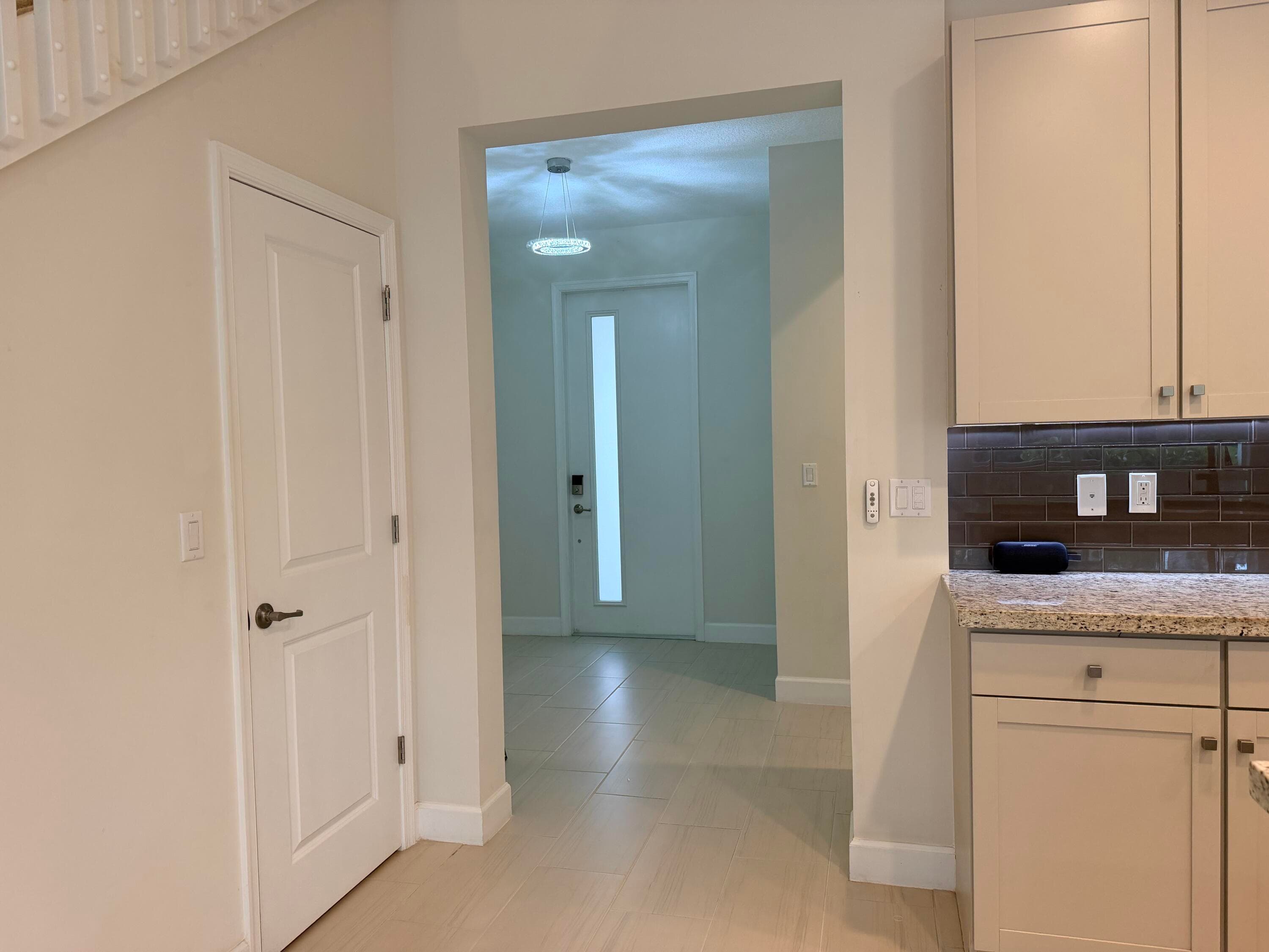 8951 Kingsmoor Way, Lake Worth, FL 33467 — photo 2 of 18