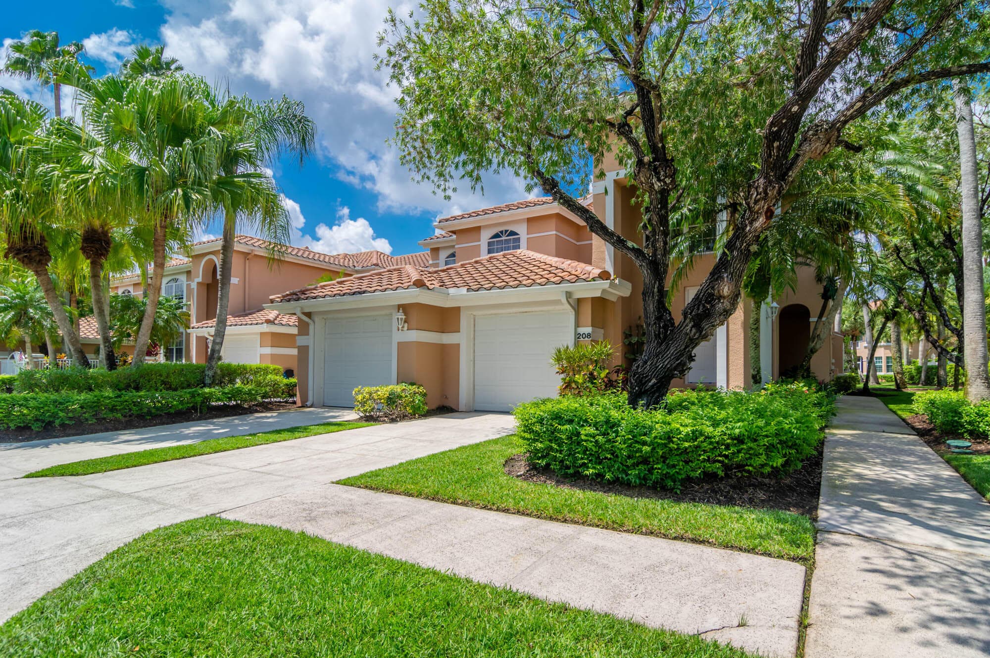 208 Legendary Circle, Palm Beach Gardens, FL 33418 — photo 2 of 20