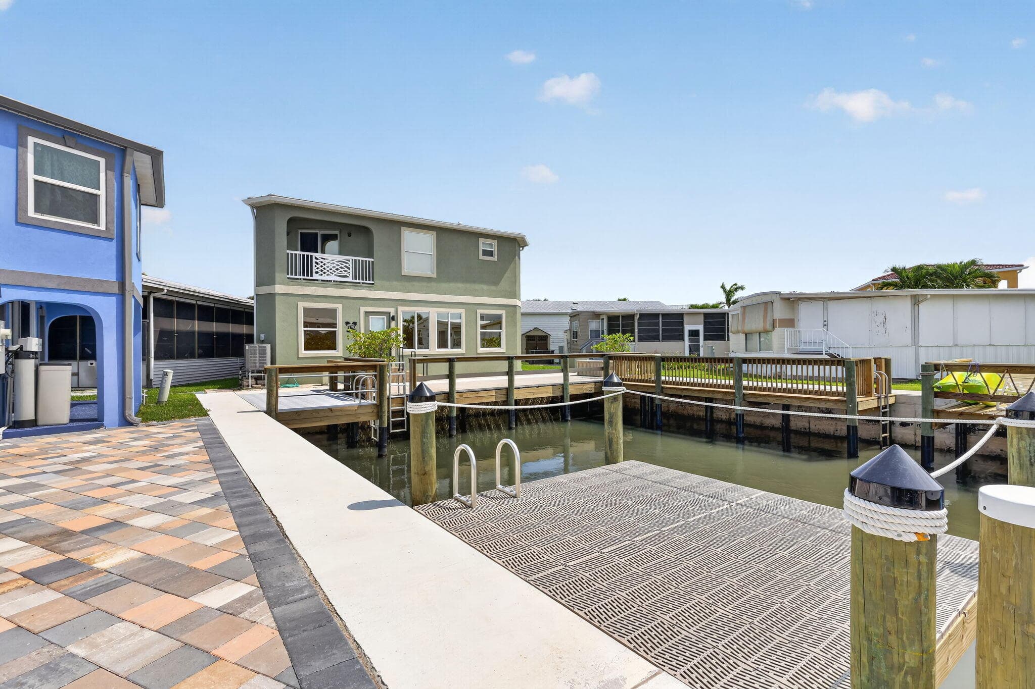 351 Nettles Boulevard, Jensen Beach, FL 34957 — photo 11 of 41