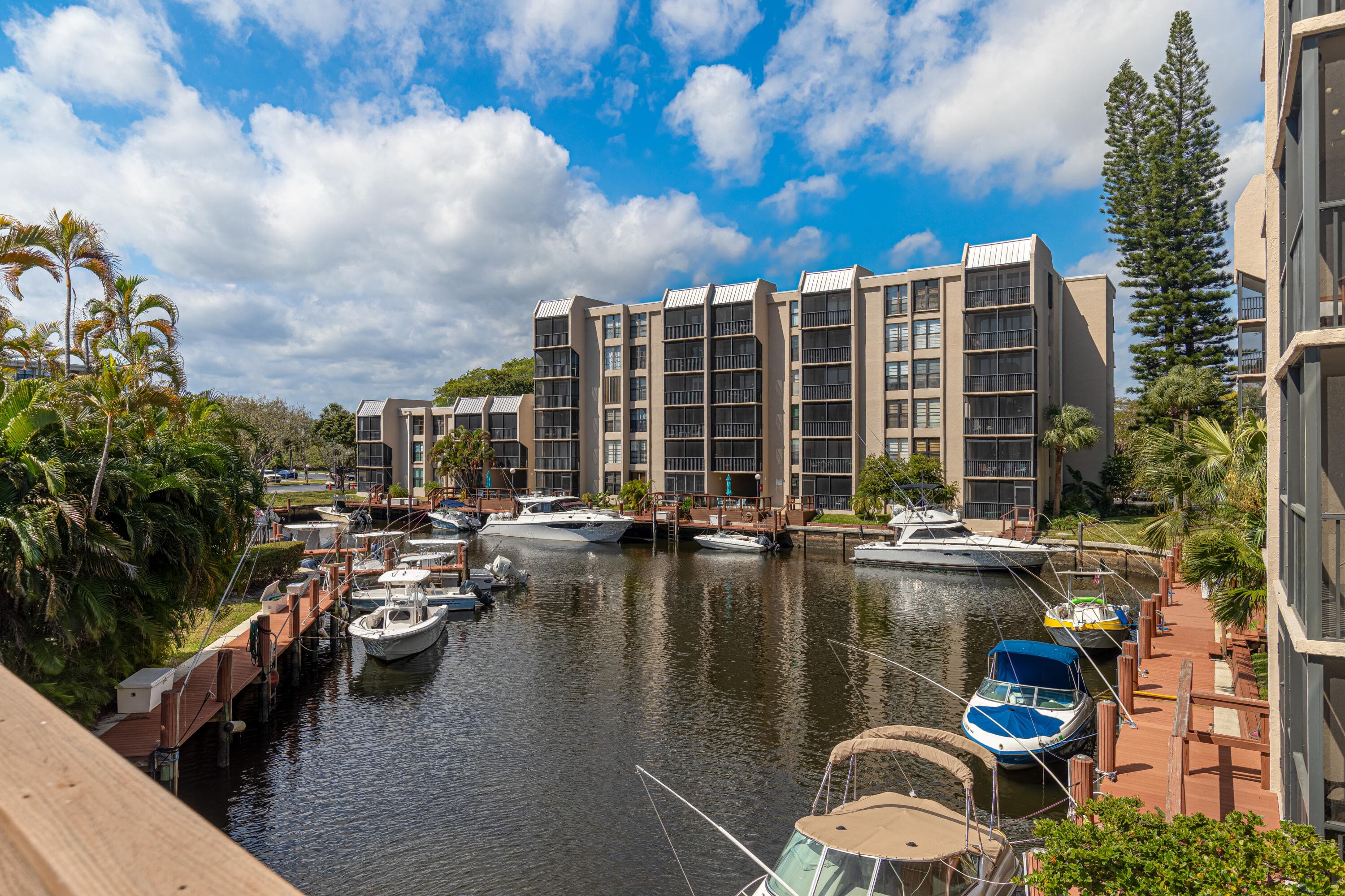 6 Royal Palm Way 211, Boca Raton, FL 33432 — photo 27 of 33