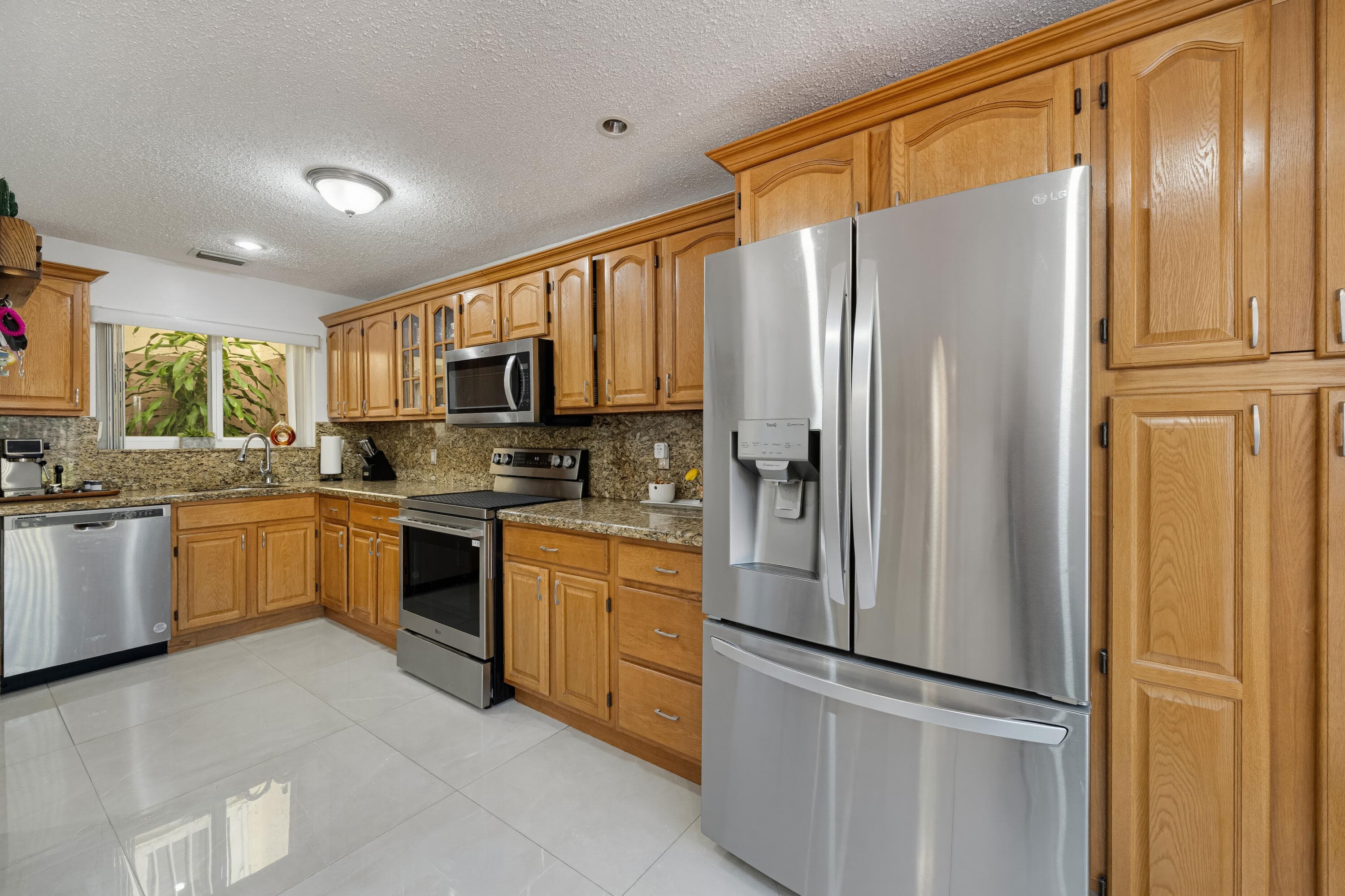 8811 SW 150th Place Circle, Miami, FL 33196 — photo 10 of 31