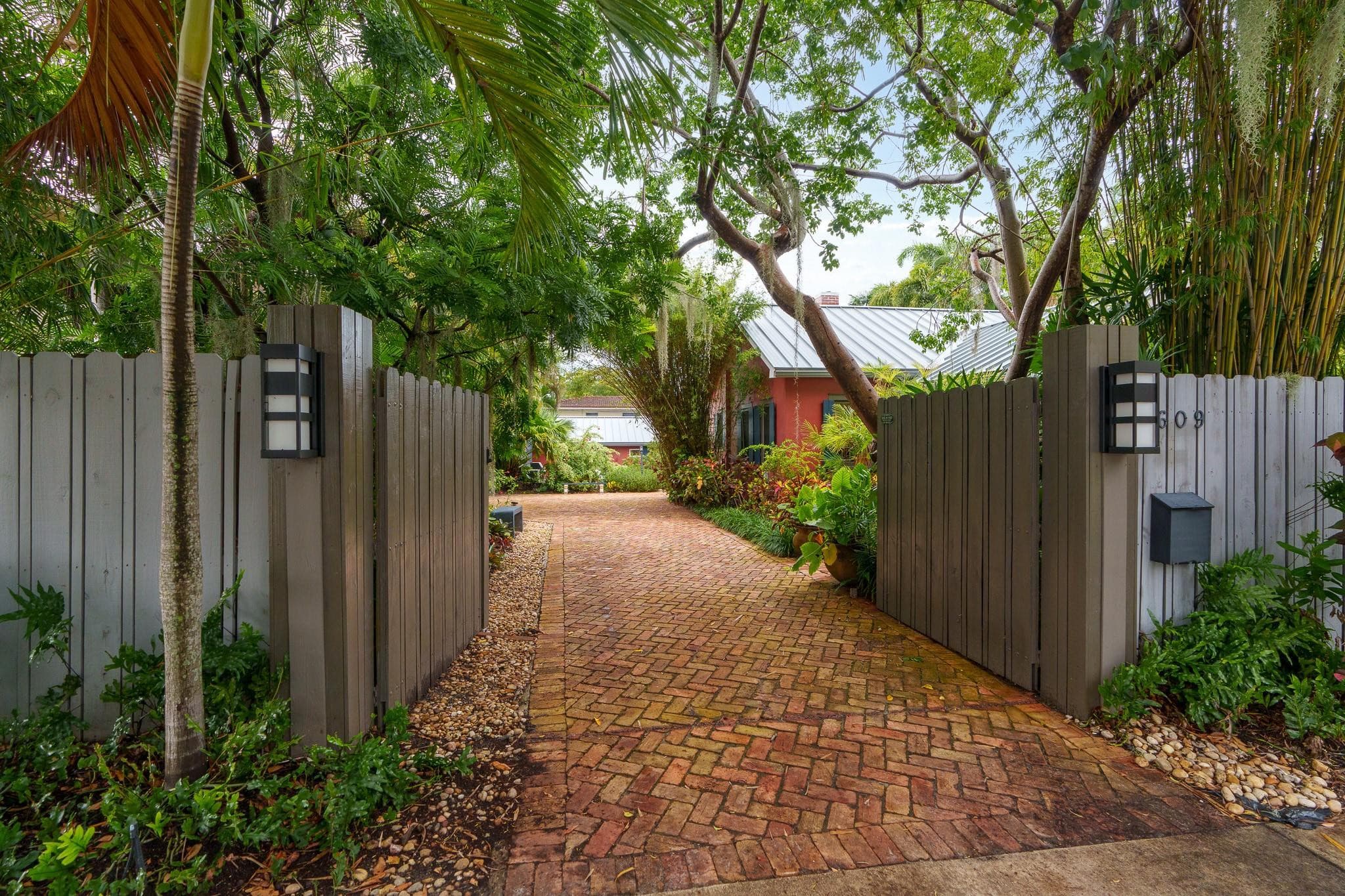 1609 NE 2nd Court, Fort Lauderdale, FL 33301 — photo 25 of 26