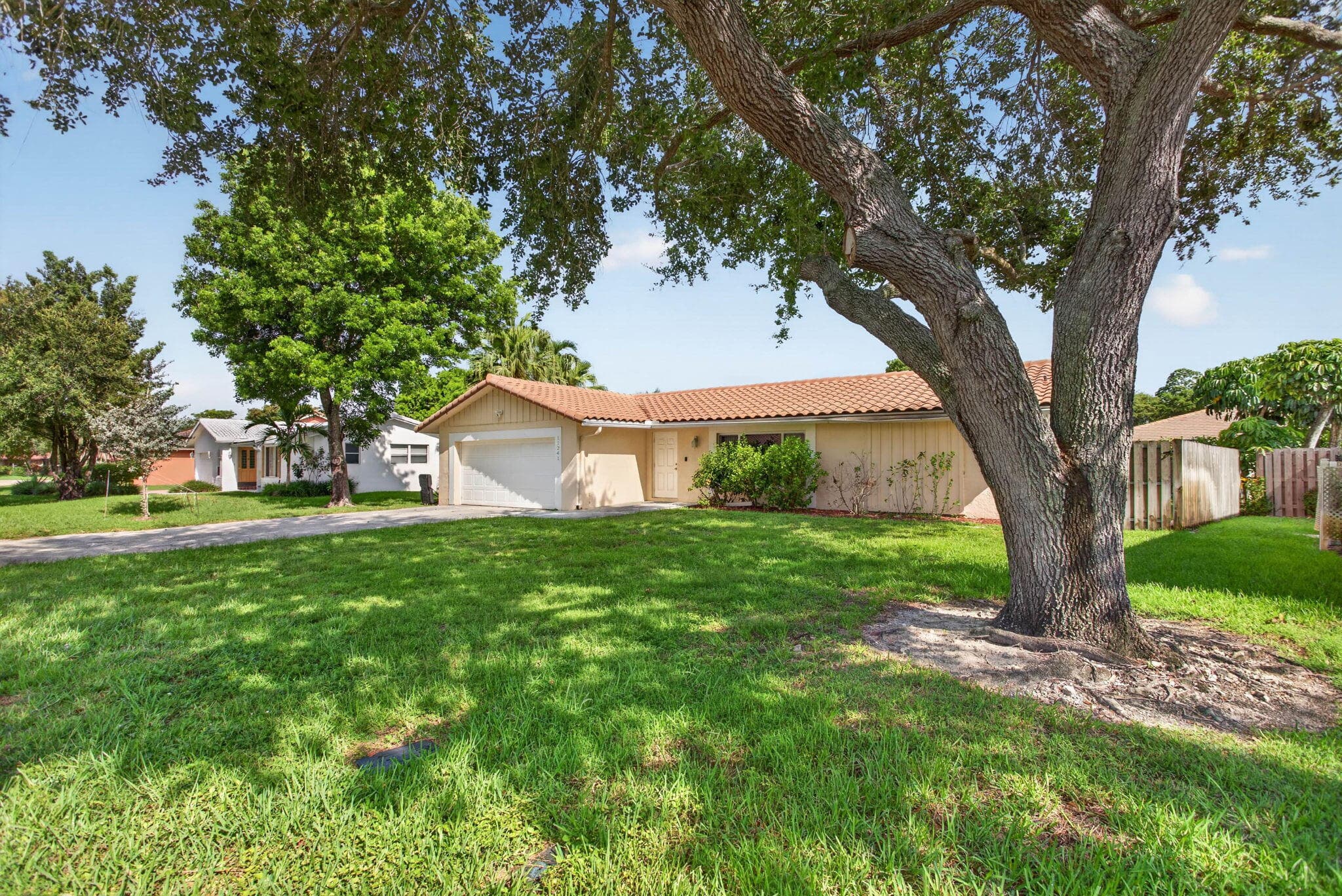 11241 NW 42nd Street, Coral Springs, FL 33065 — photo 3 of 42