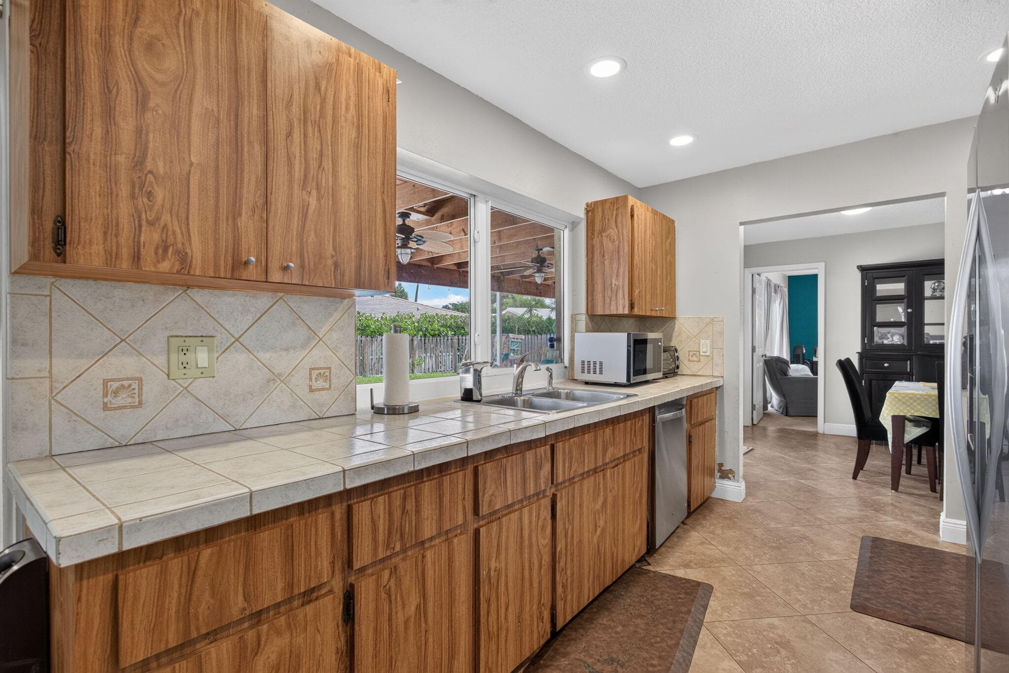 11241 NW 42nd Street, Coral Springs, FL 33065 — photo 5 of 42