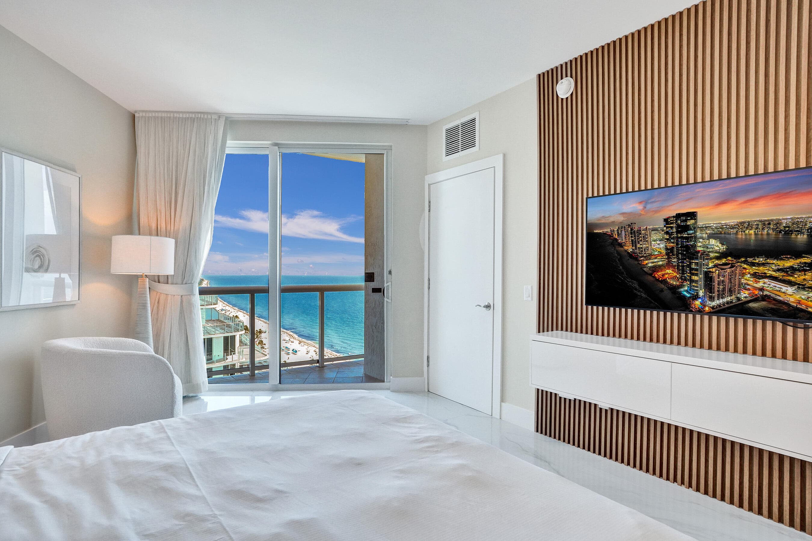 505 N Fort Lauderdale Beach Boulevard N 2500, Fort Lauderdale, FL 33304 — photo 88 of 171