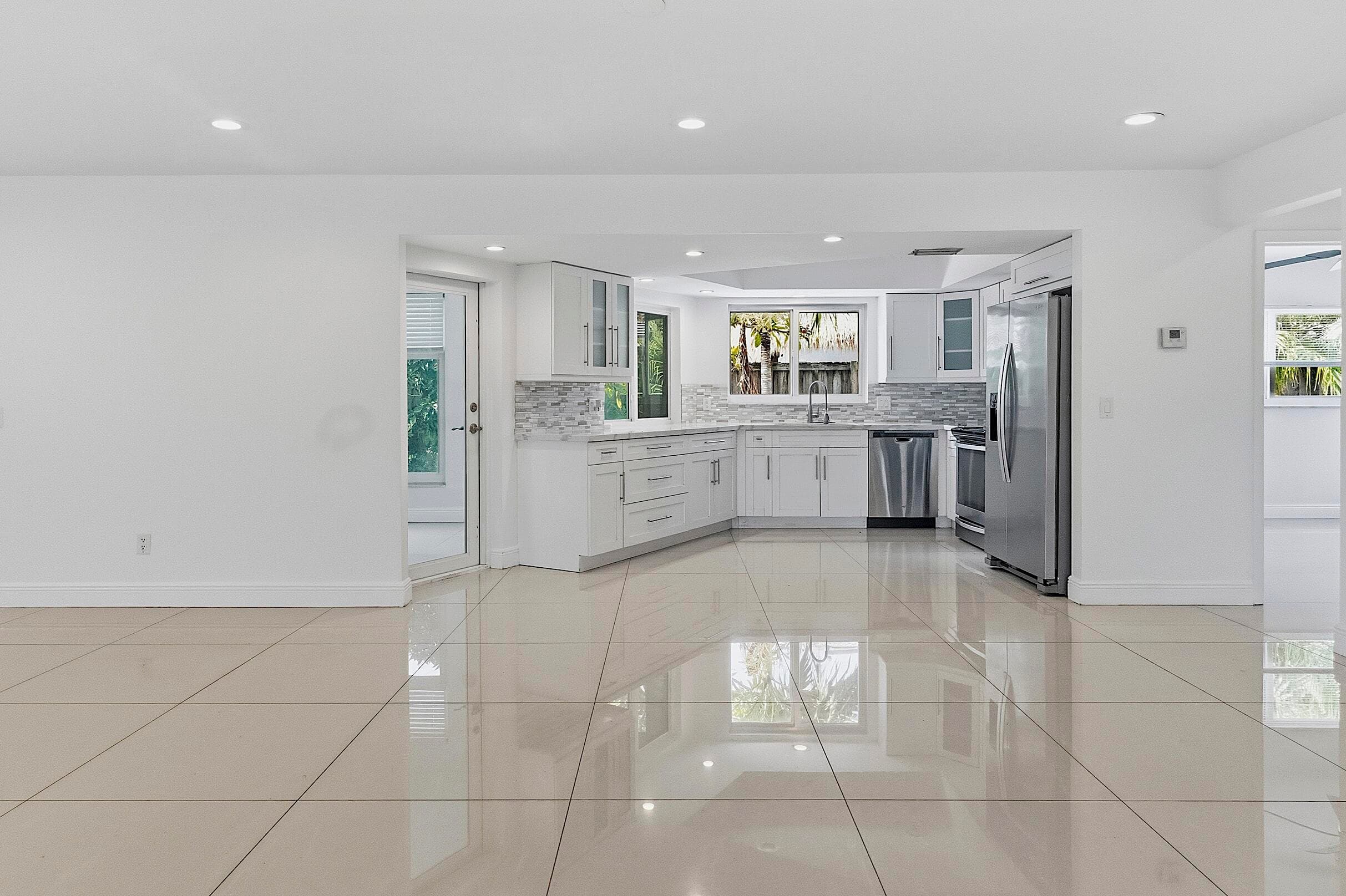 2910 NE 40th Court, Lighthouse Point, FL 33064 — photo 8 of 49