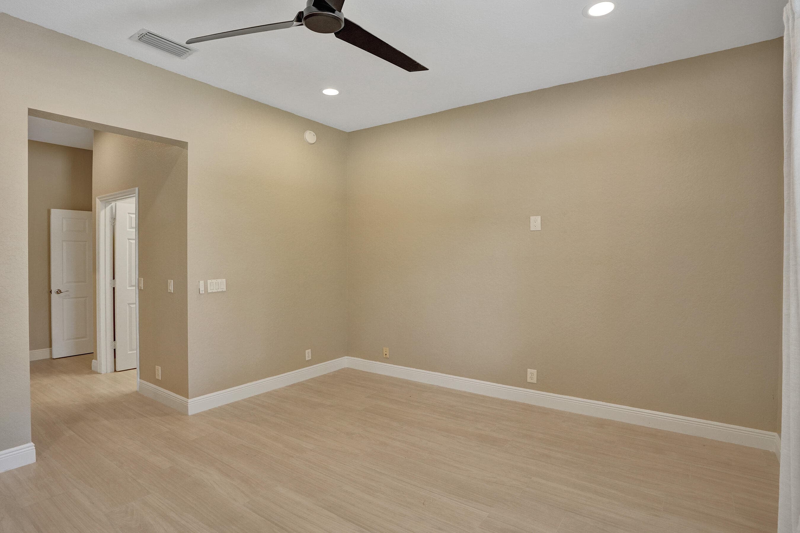 5779 NW 120th Avenue, Coral Springs, FL 33076 — photo 28 of 42