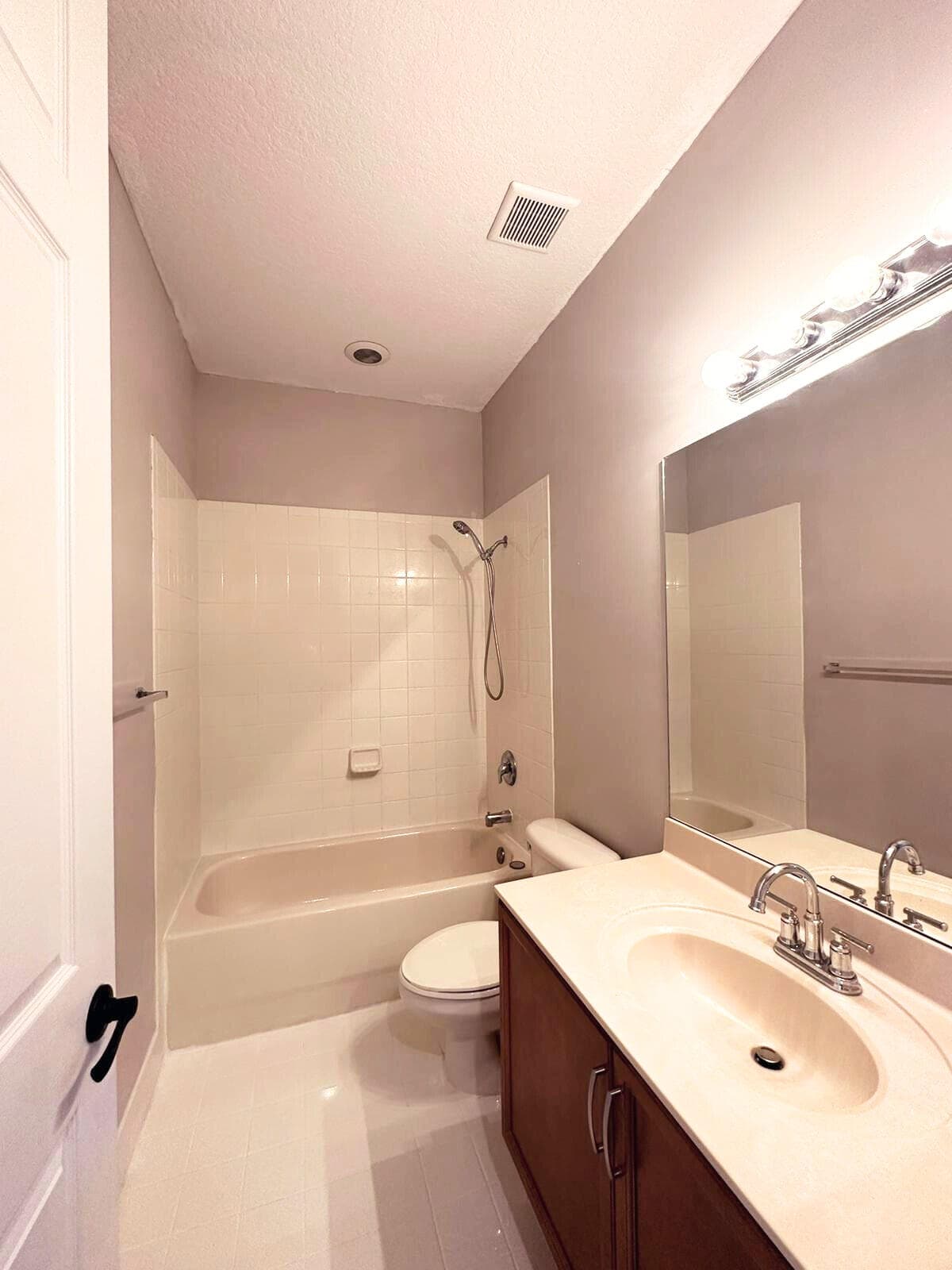 2851 W Prospect Road 1102, Tamarac, FL 33309 — photo 15 of 17