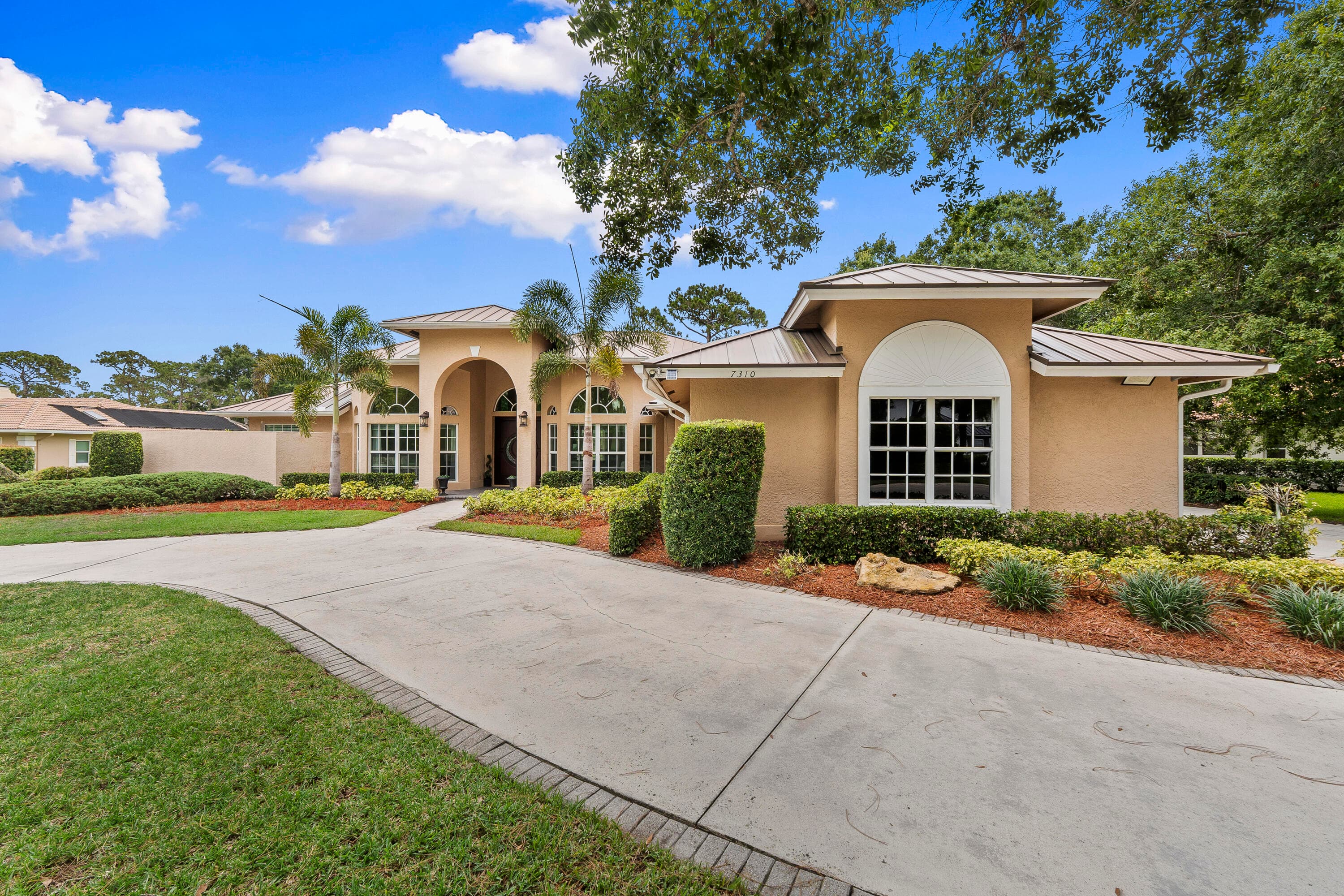7310 Reserve Creek Drive, Port St. Lucie, FL 34986 — photo 2 of 74