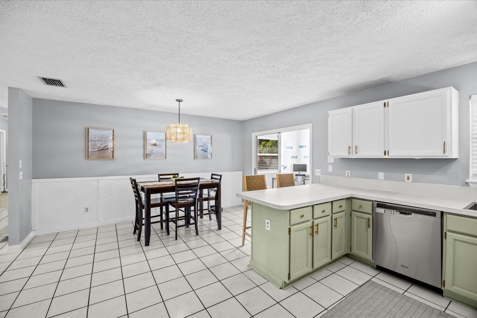 2920 SE Cypress Street, Stuart, FL 34997 — photo 13 of 38