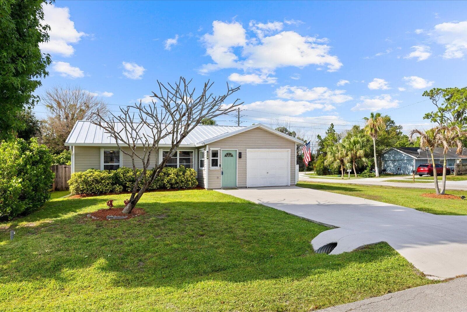 2920 SE Cypress Street, Stuart, FL 34997 — photo 32 of 38