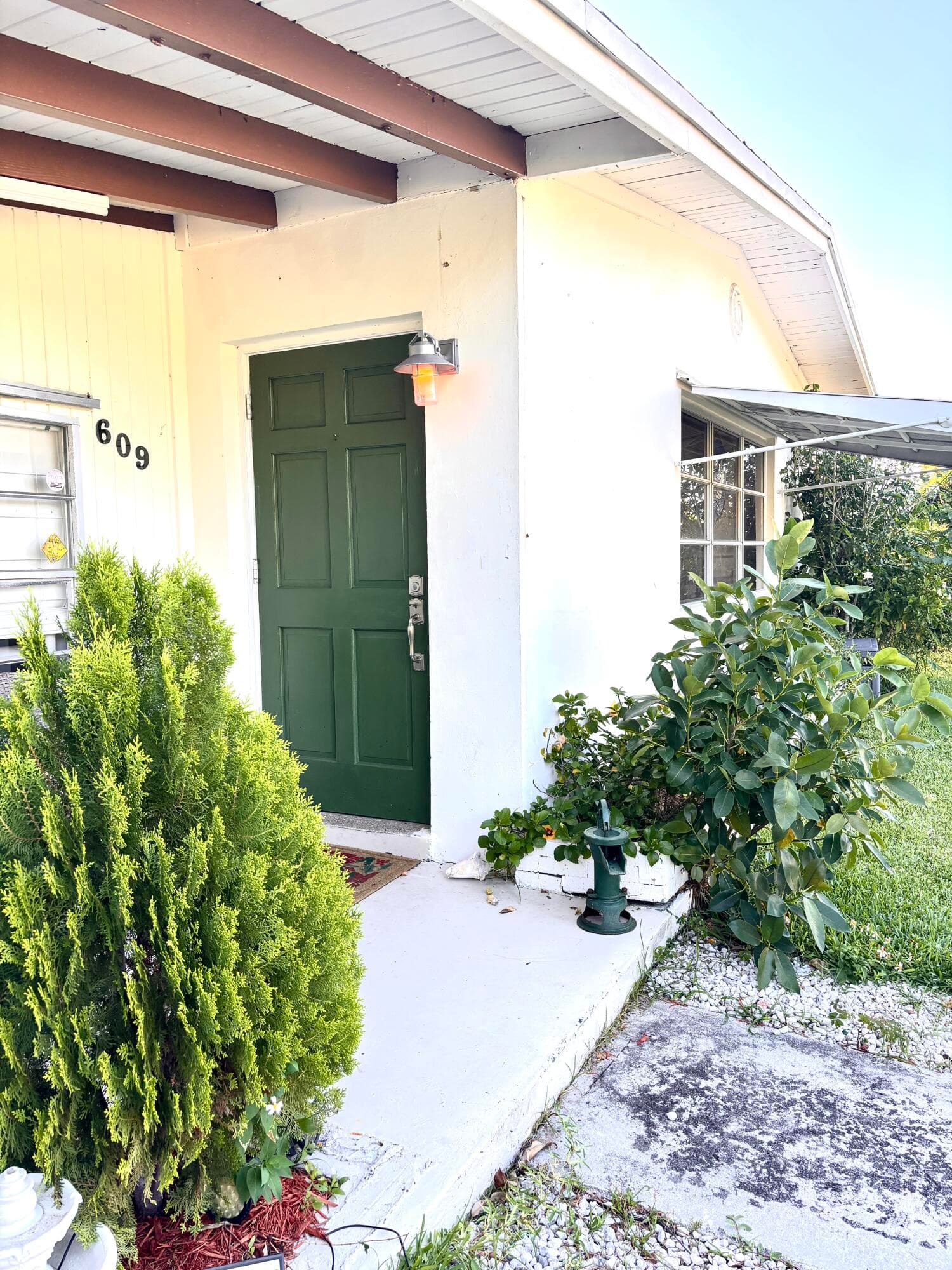 609 S Arnold Avenue, Lantana, FL 33462 — photo 15 of 23