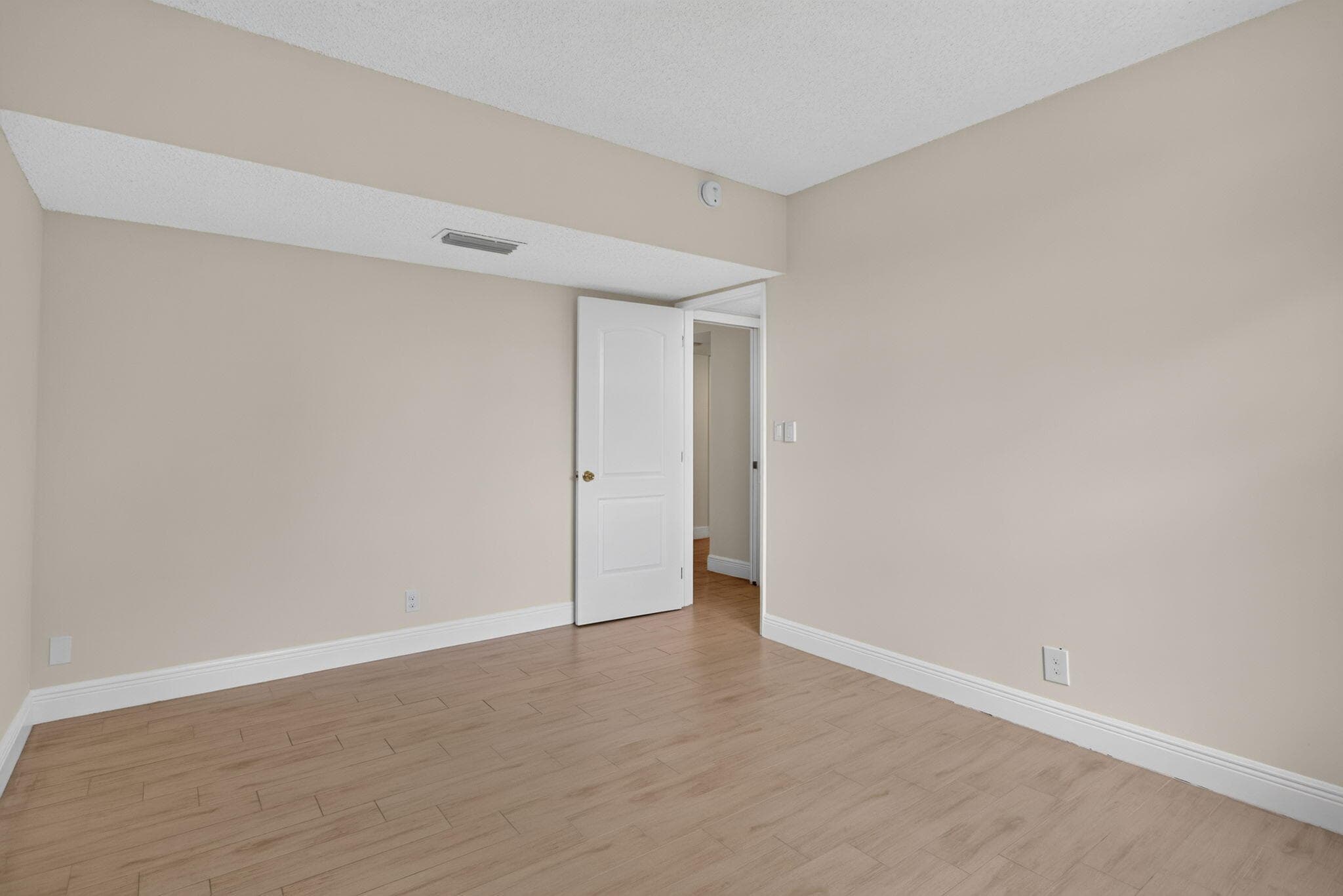 3520 Oaks Way 110, Pompano Beach, FL 33069 — photo 26 of 54