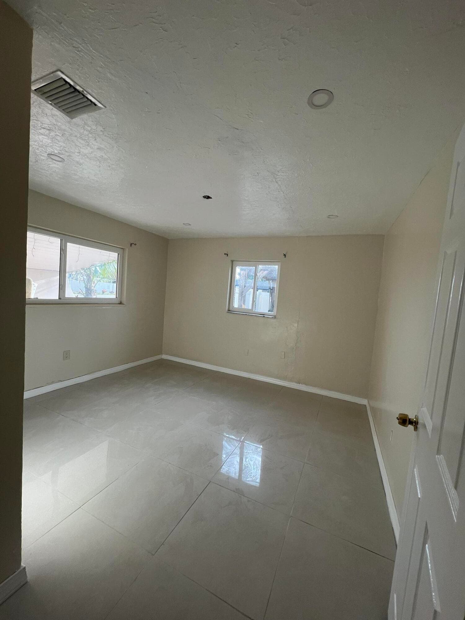7531 Shalimar Street, Miramar, FL 33023 — photo 5 of 6