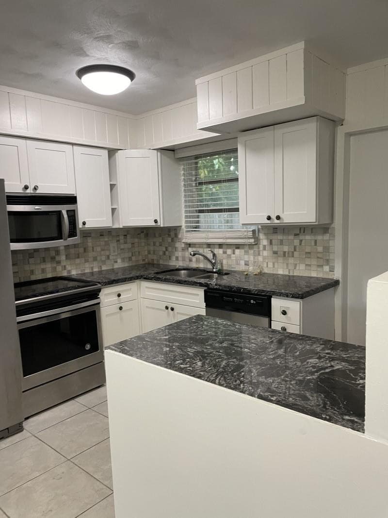 1518 Grant Street 1, Hollywood, FL 33020 — photo 2 of 6