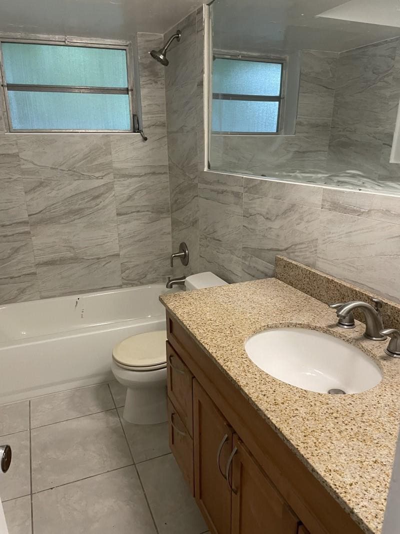 1518 Grant Street 1, Hollywood, FL 33020 — photo 3 of 6