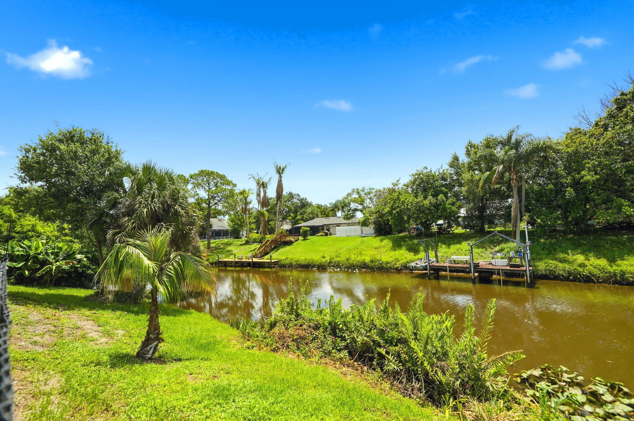 186 NE Dominican Terrace, FL 34983 — photo 13 of 52