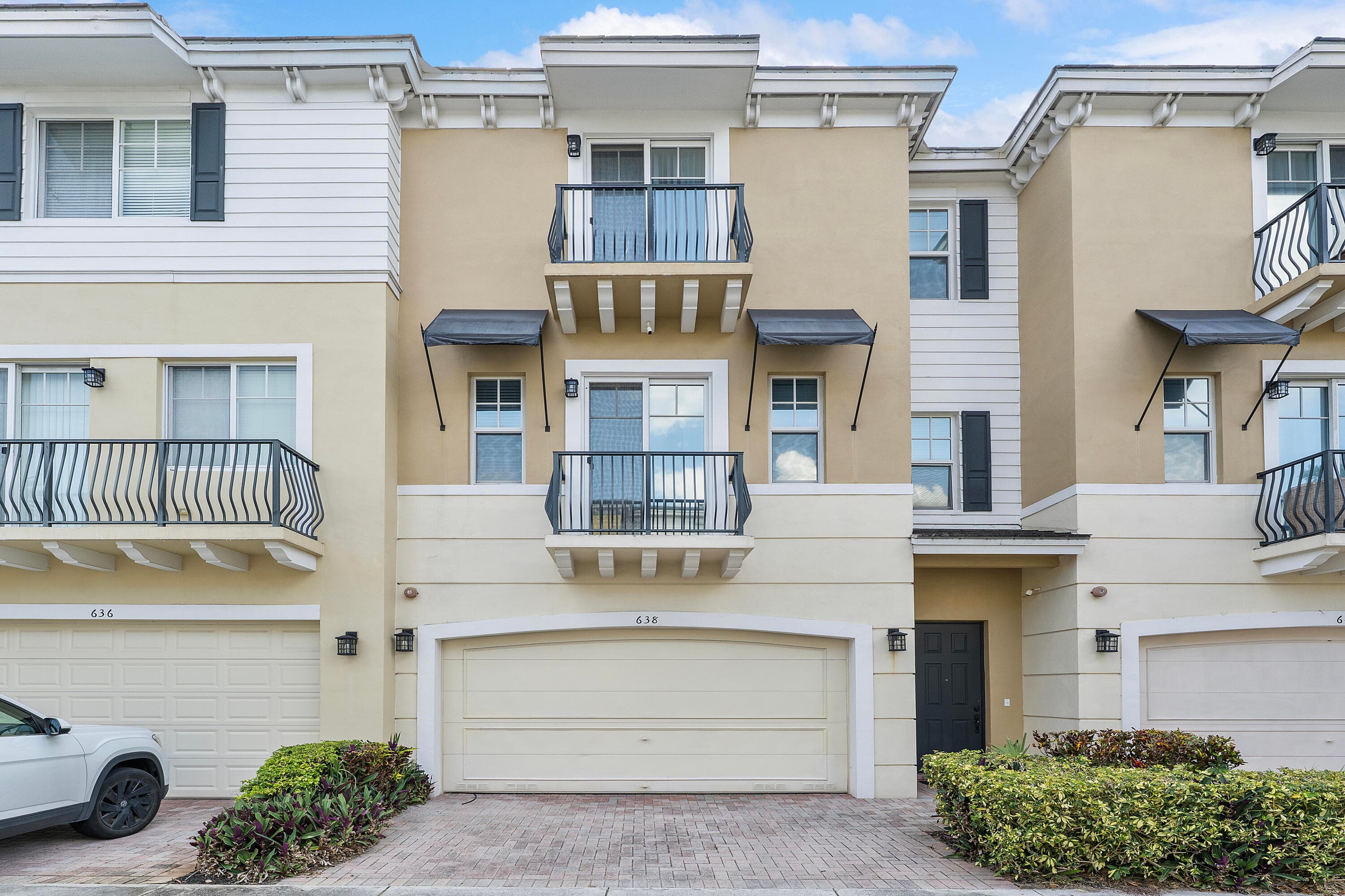 638 NW 38th Circle, Boca Raton, FL 33431 — photo