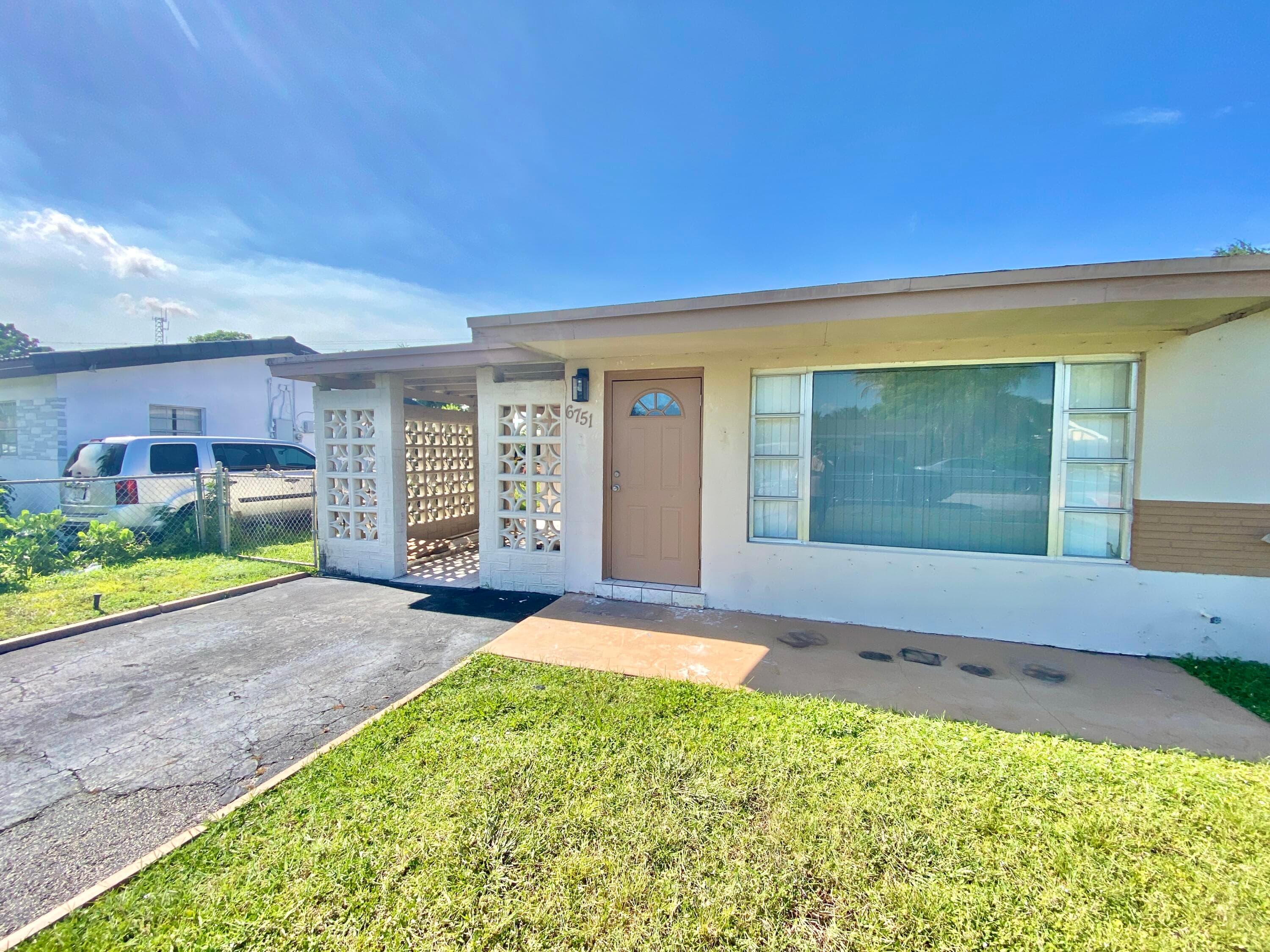 6751 Liberty Street, Hollywood, FL 33024 — photo 2 of 27