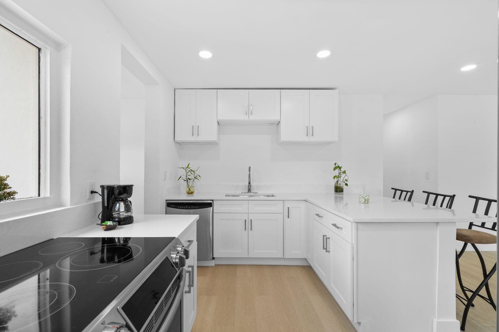 631 NE 56th Court, Fort Lauderdale, FL 33334 — photo 12 of 31