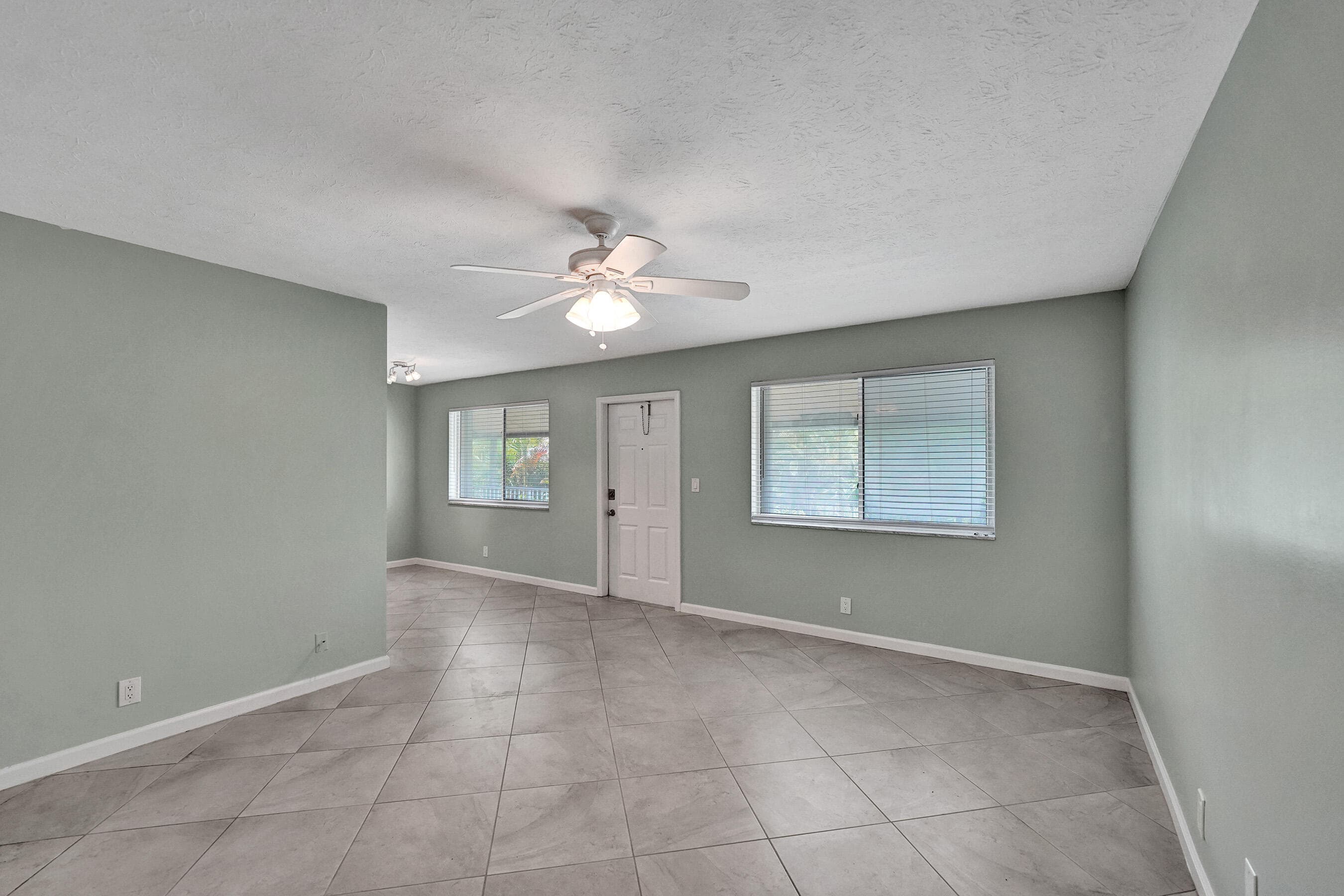 1250 Miami Road 11, Fort Lauderdale, FL 33316 — photo 10 of 38