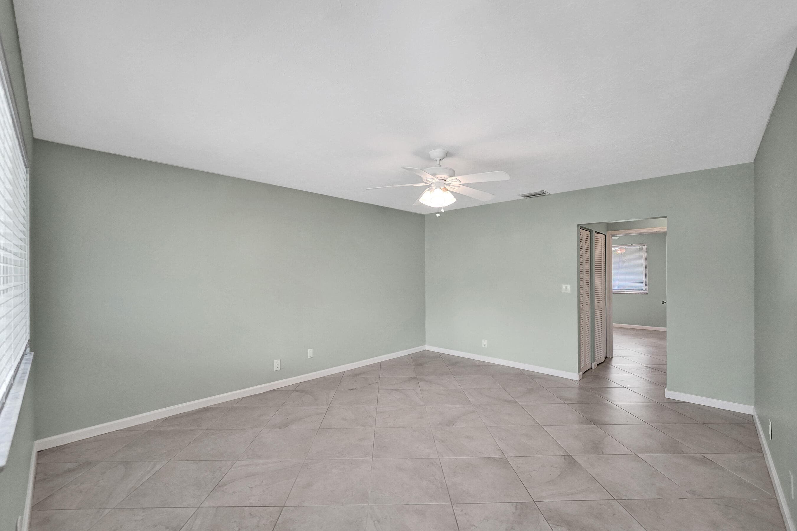 1250 Miami Road 11, Fort Lauderdale, FL 33316 — photo 7 of 38